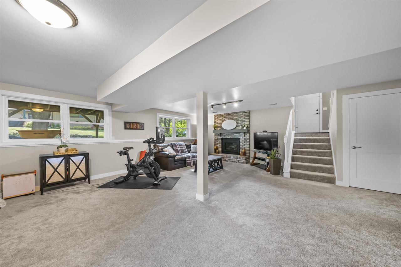 14 Morningdale Circle