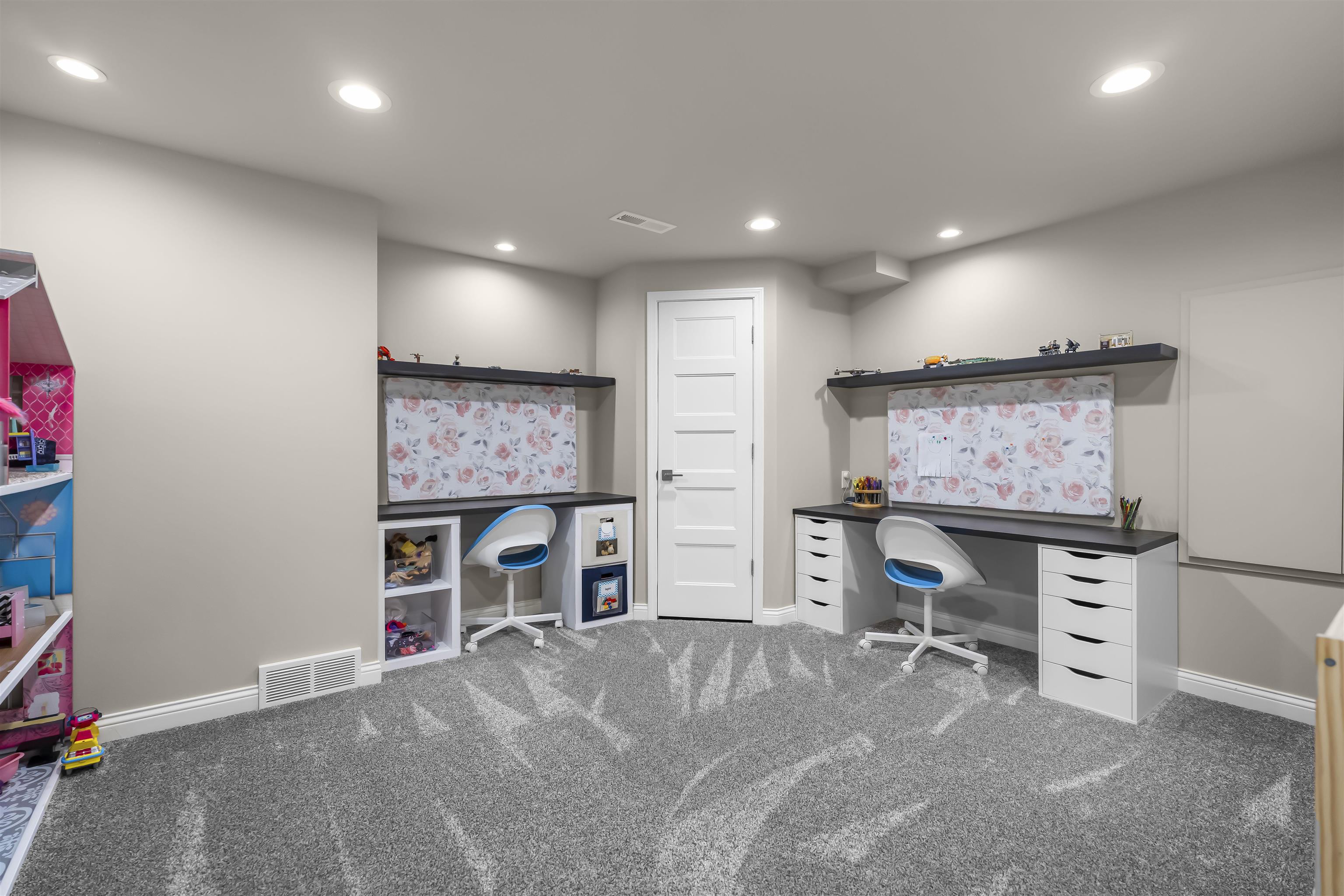 10303 Shady Birch Trail