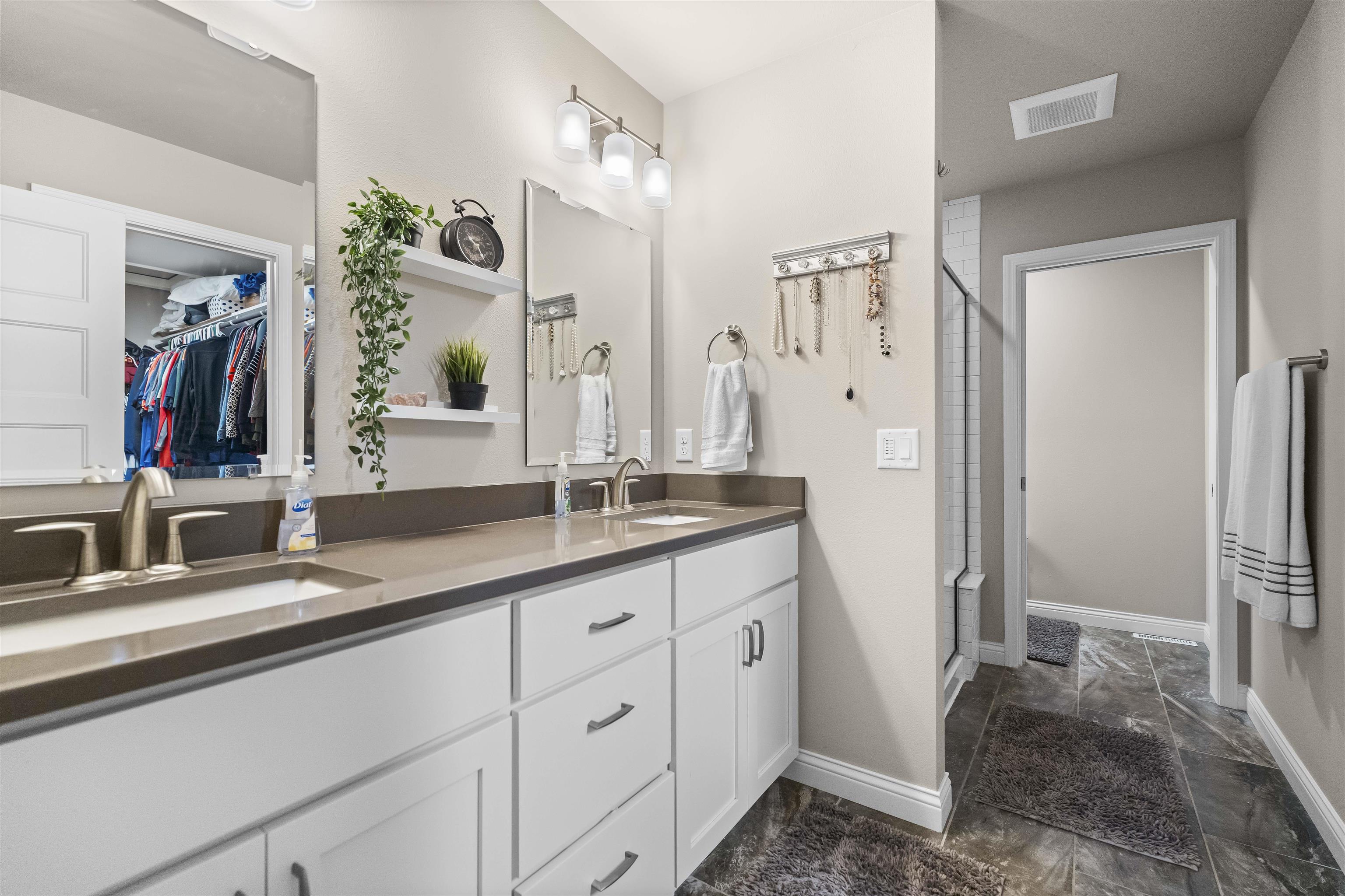 10303 Shady Birch Trail