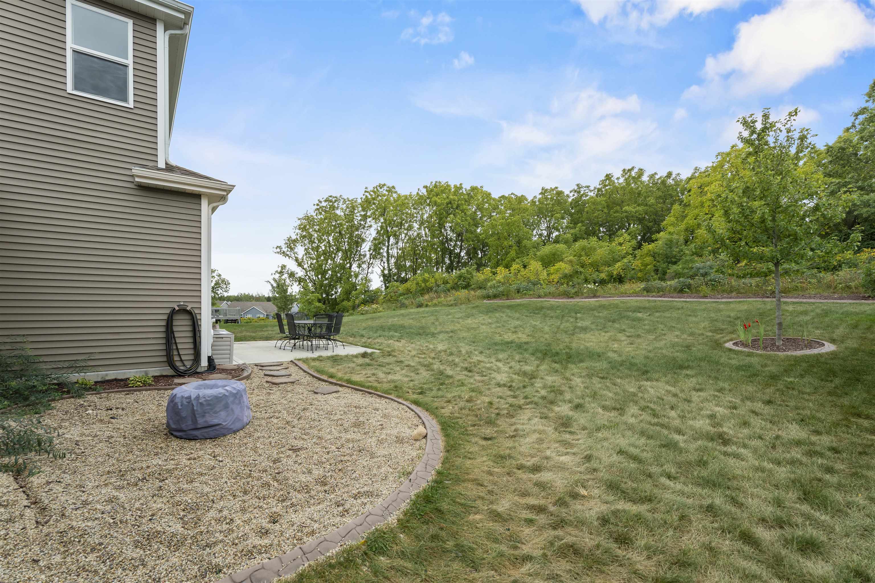 10303 Shady Birch Trail