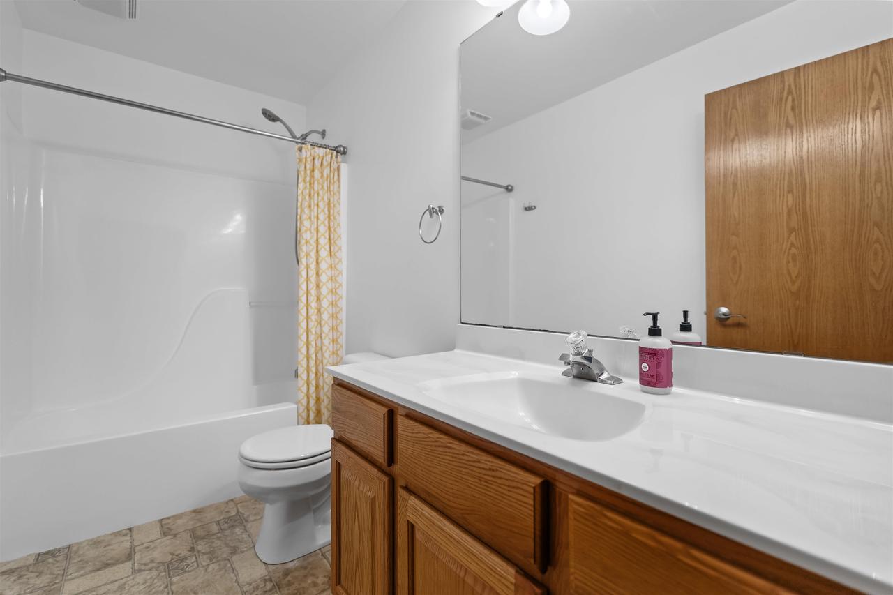 N4955 Woodlawn Terrace