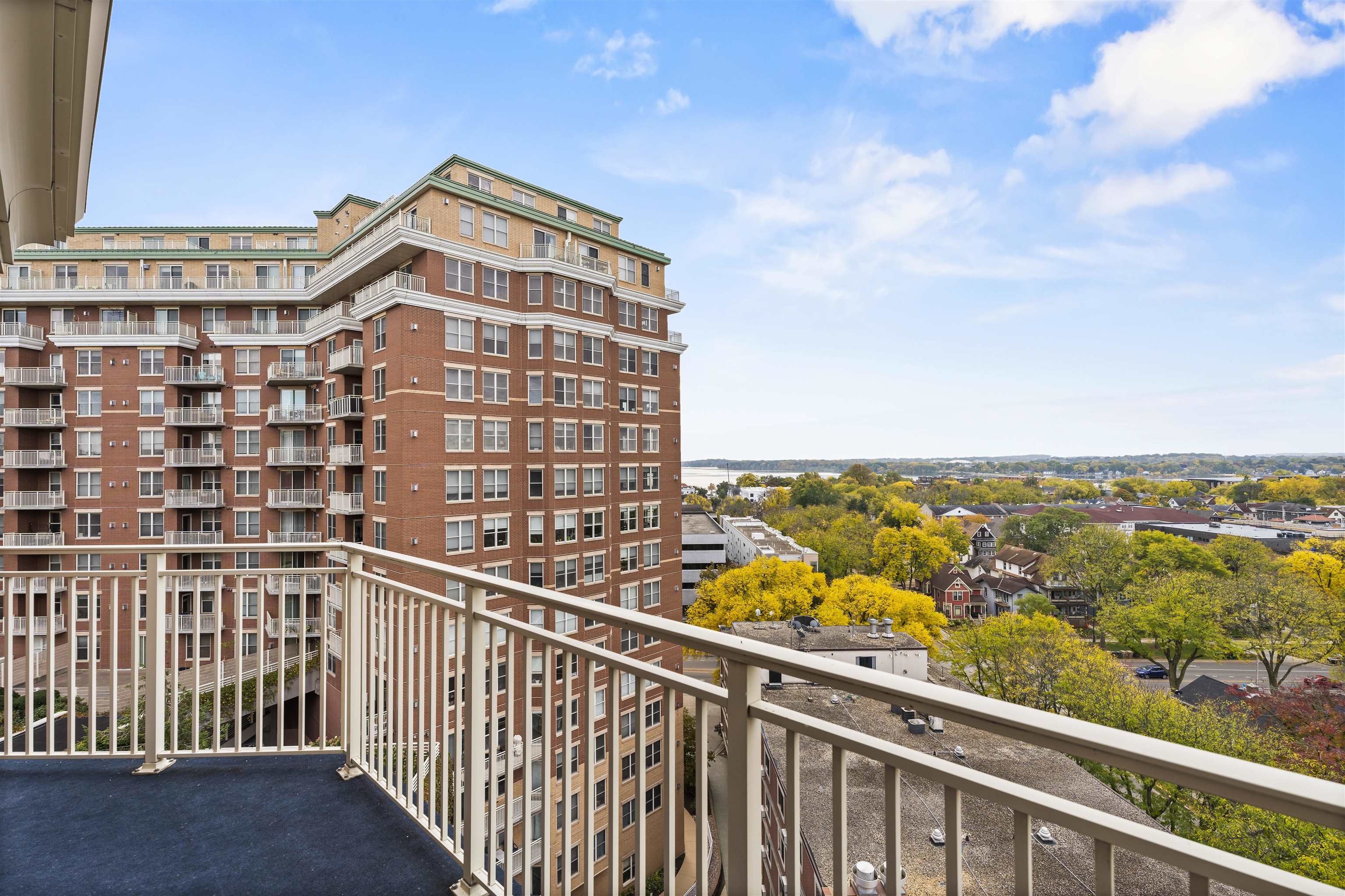 333 W Mifflin Street 1151
