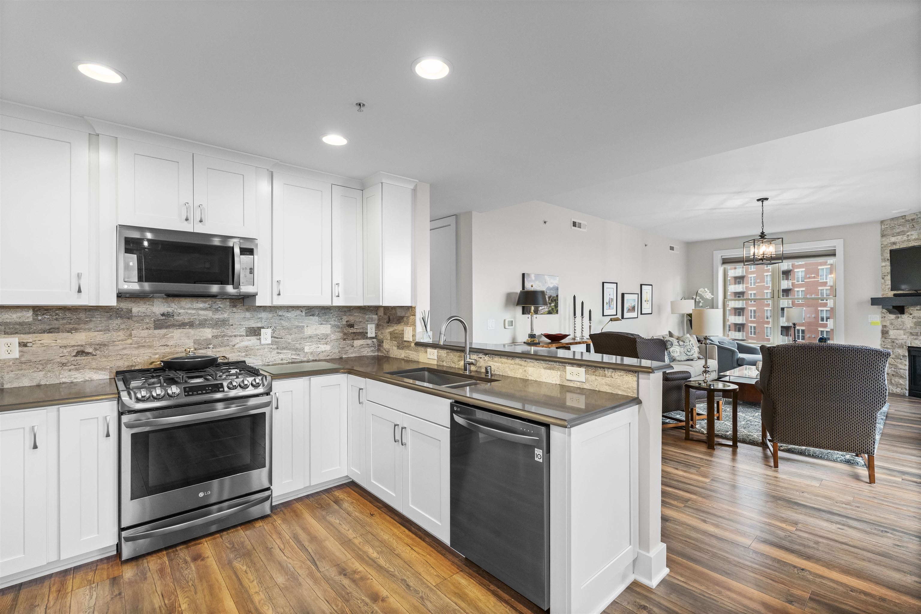 333 W Mifflin Street 1151