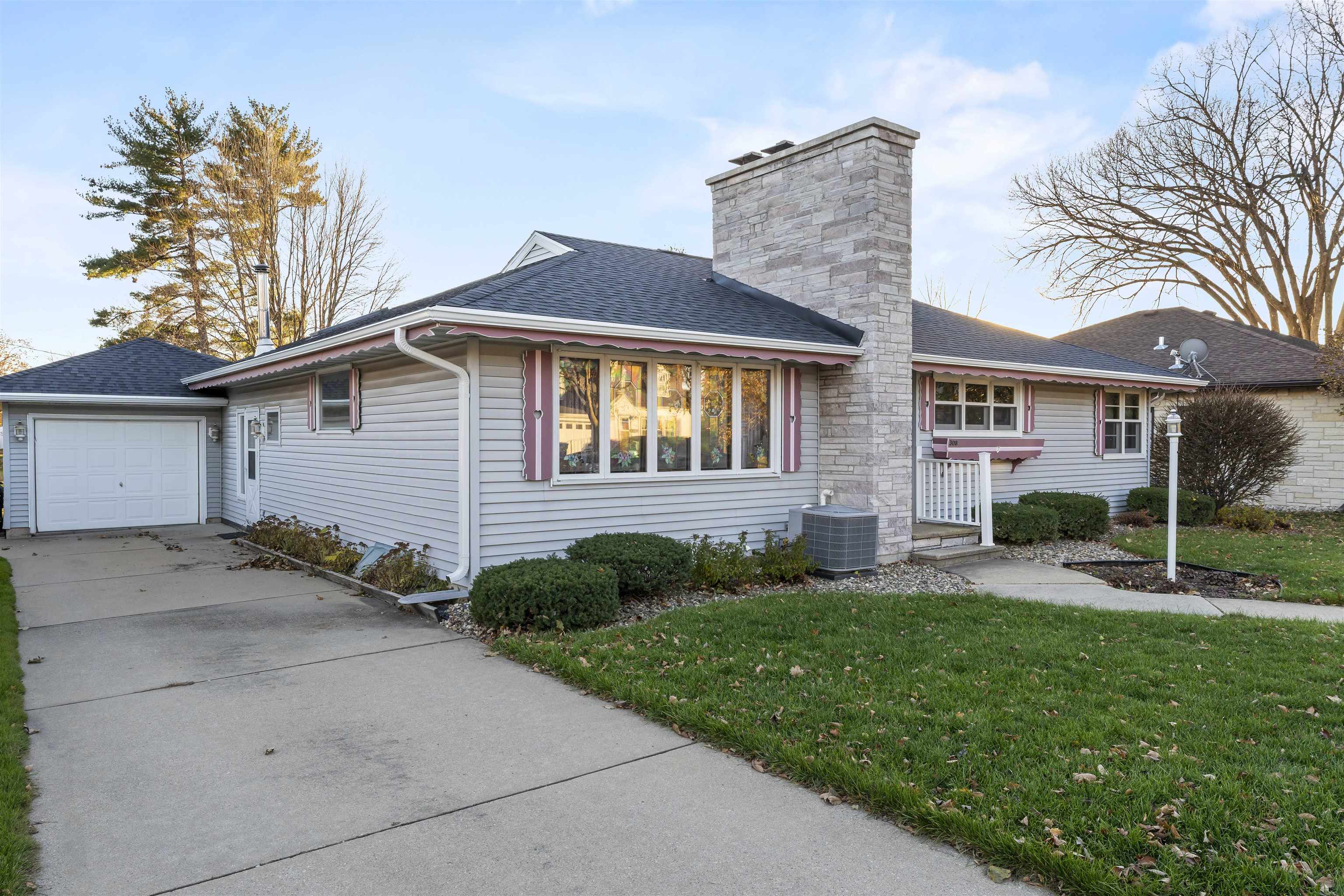 308 W 3rd Street