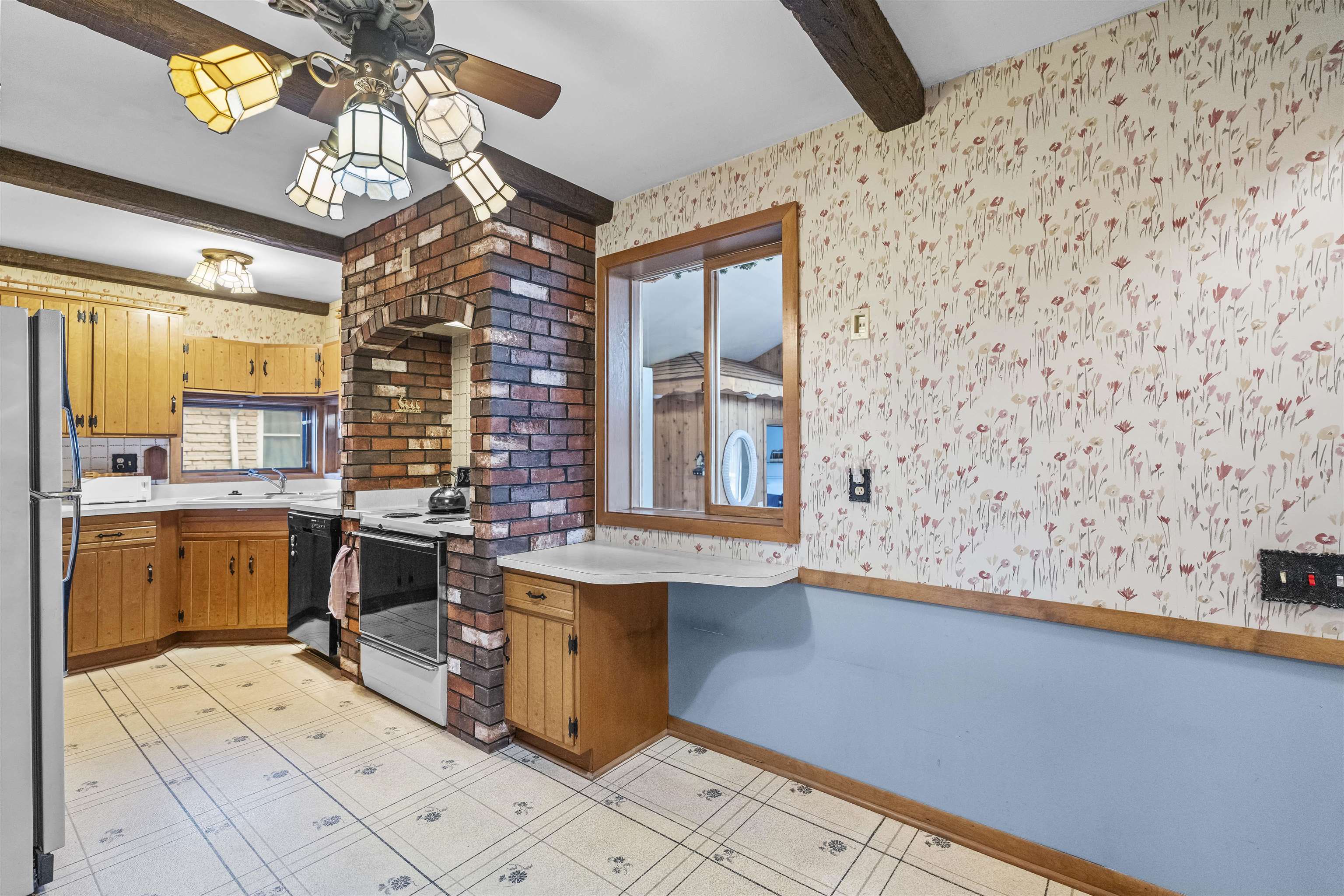 308 W 3rd Street