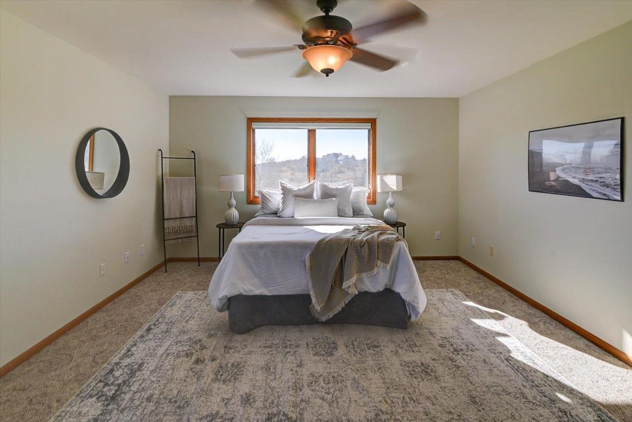 6217 Oak Hollow Drive