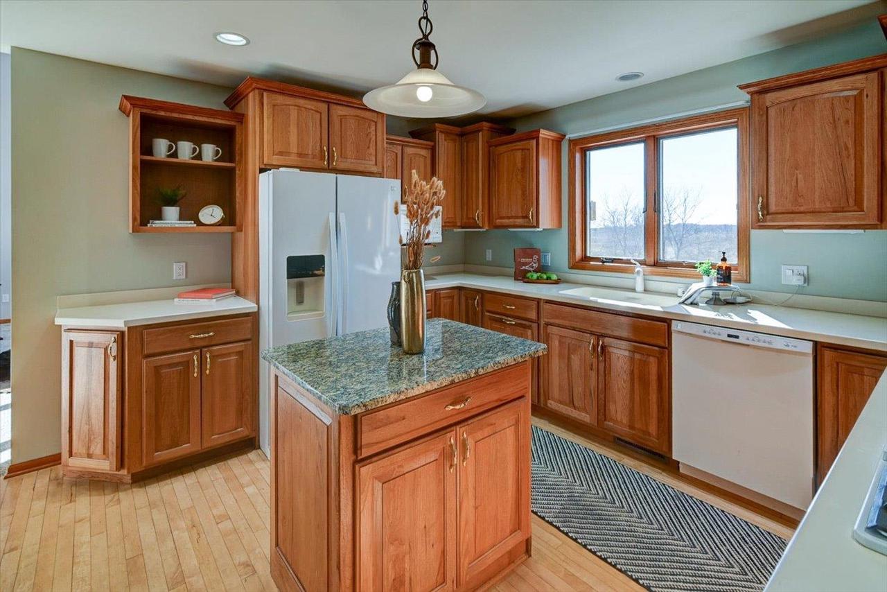 6217 Oak Hollow Drive