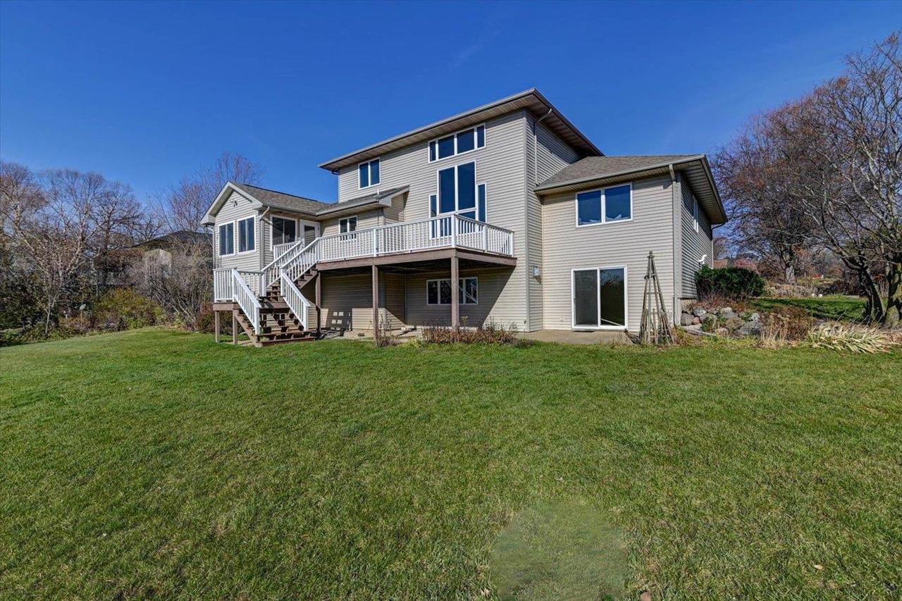 6217 Oak Hollow Drive