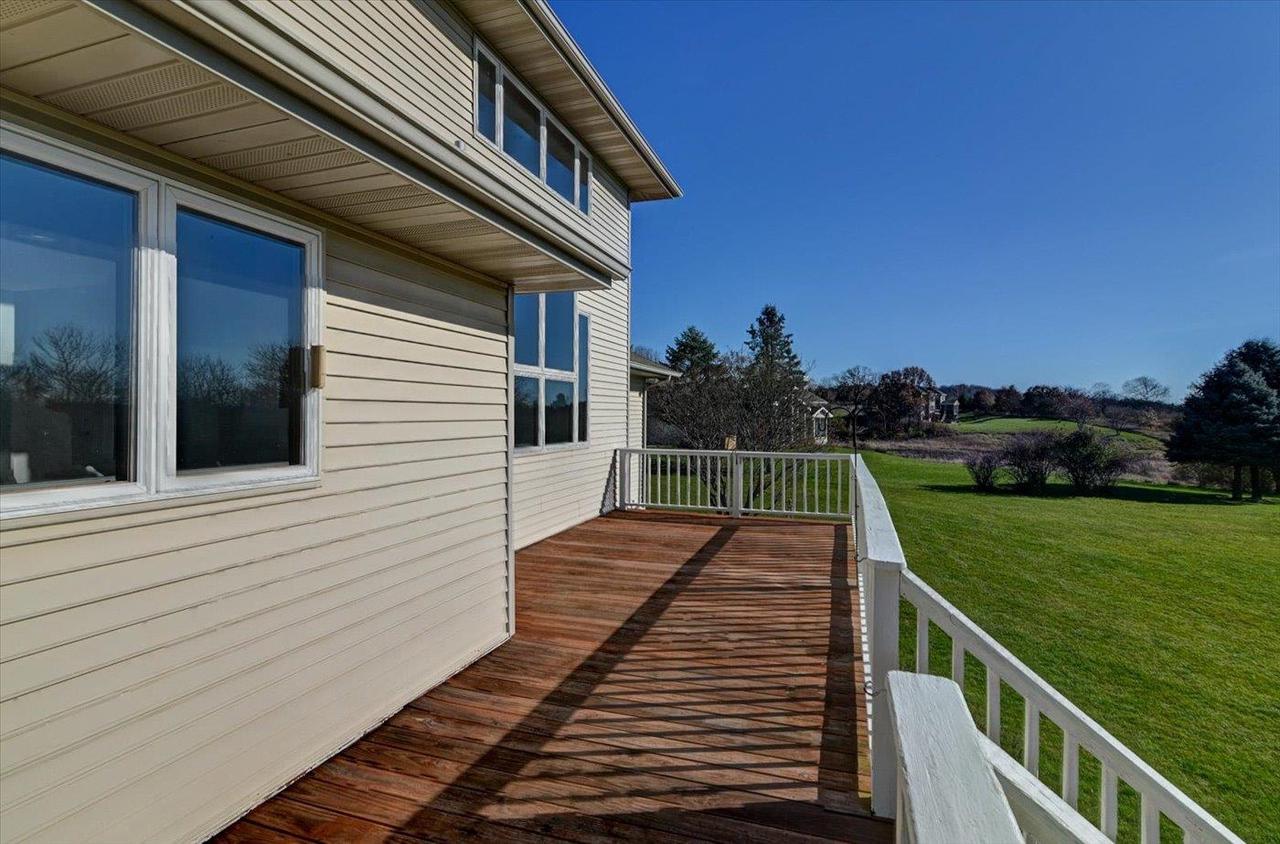 6217 Oak Hollow Drive