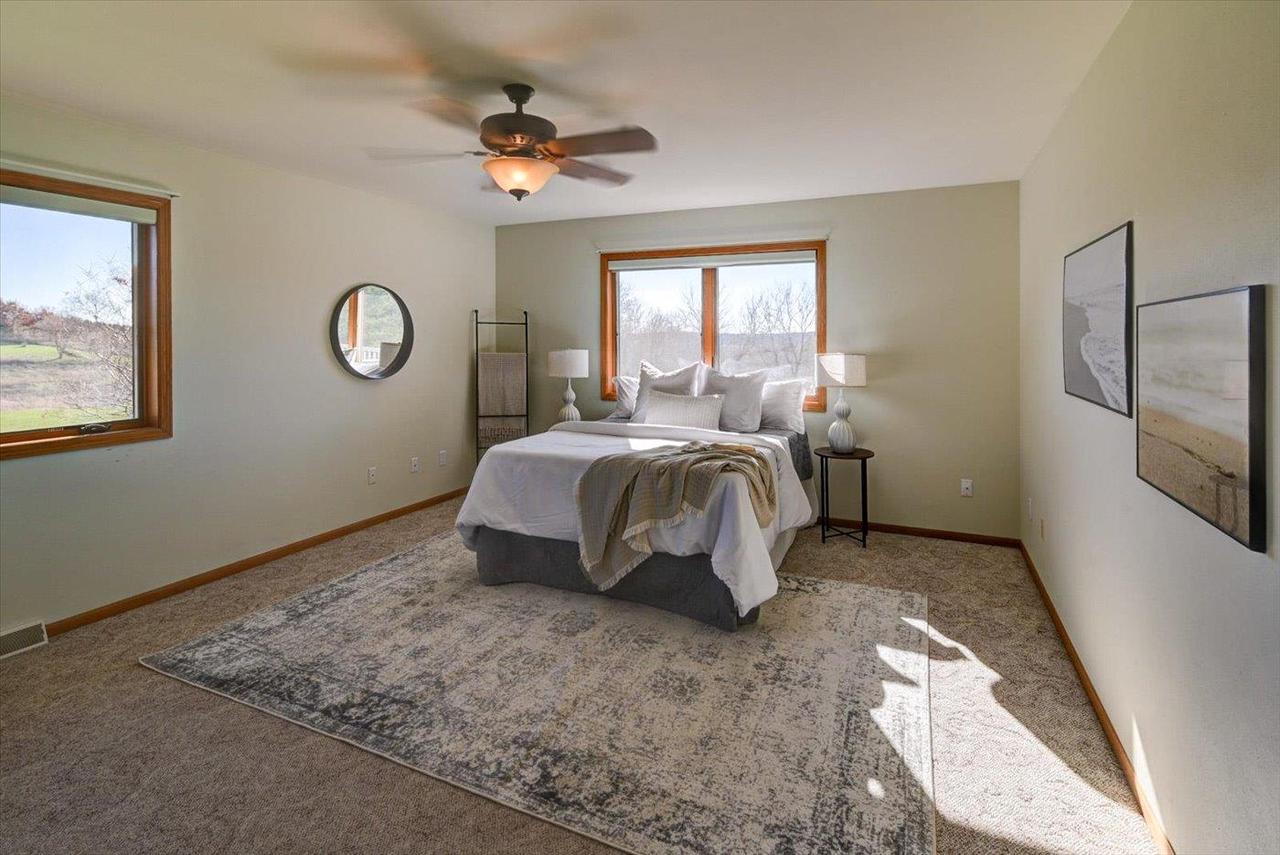 6217 Oak Hollow Drive