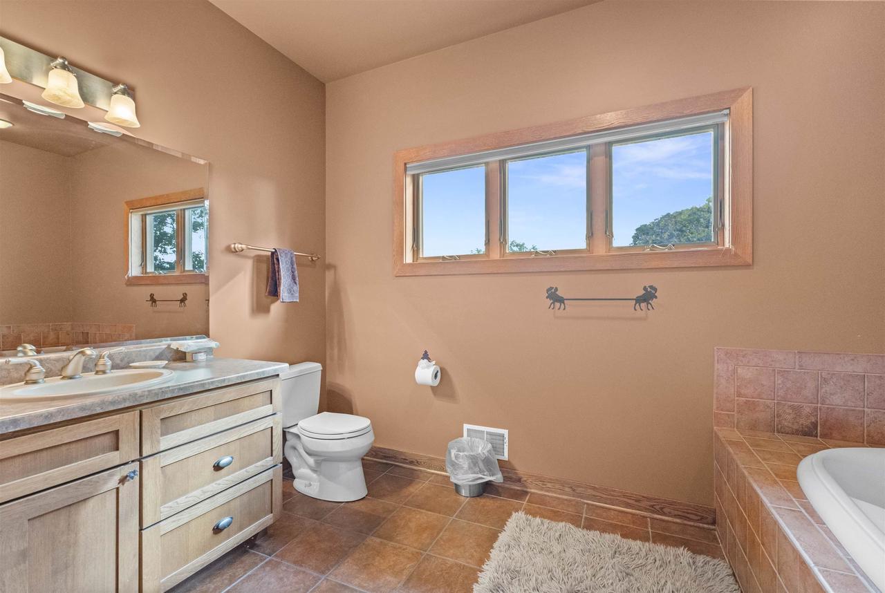 5531 Quarry Hill Drive