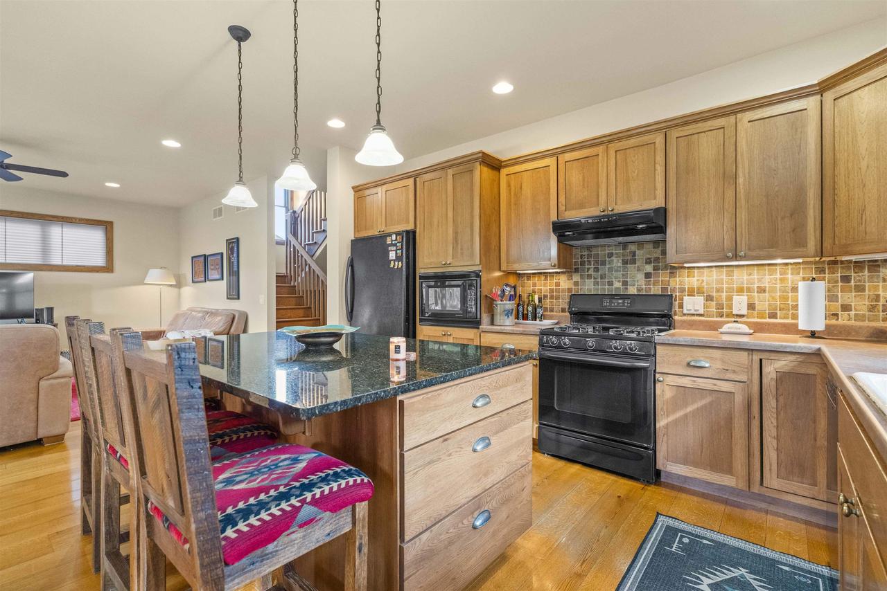 5531 Quarry Hill Drive