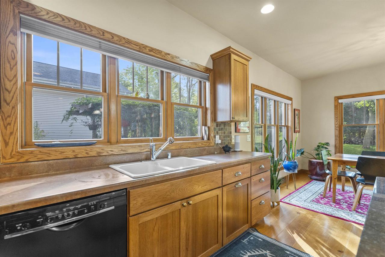 5531 Quarry Hill Drive