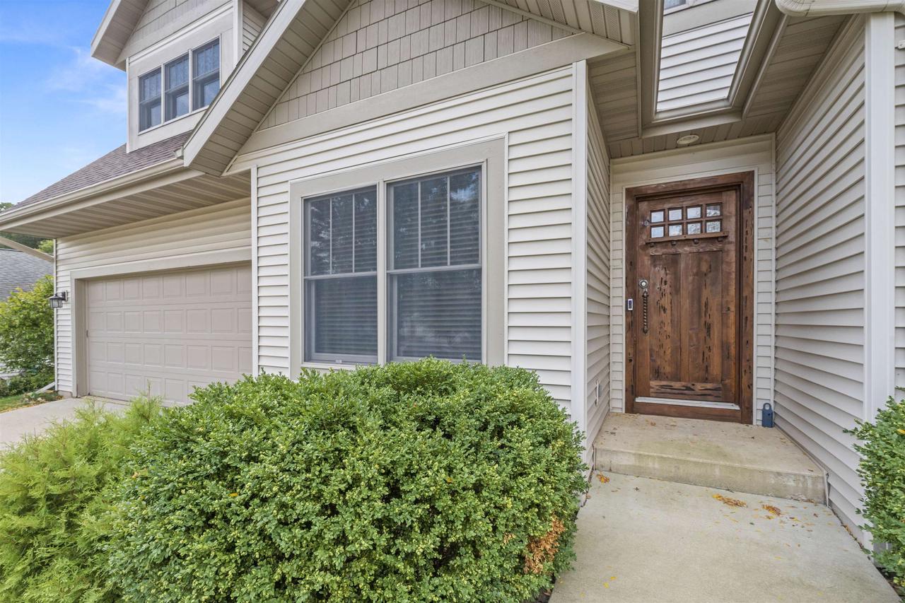 5531 Quarry Hill Drive