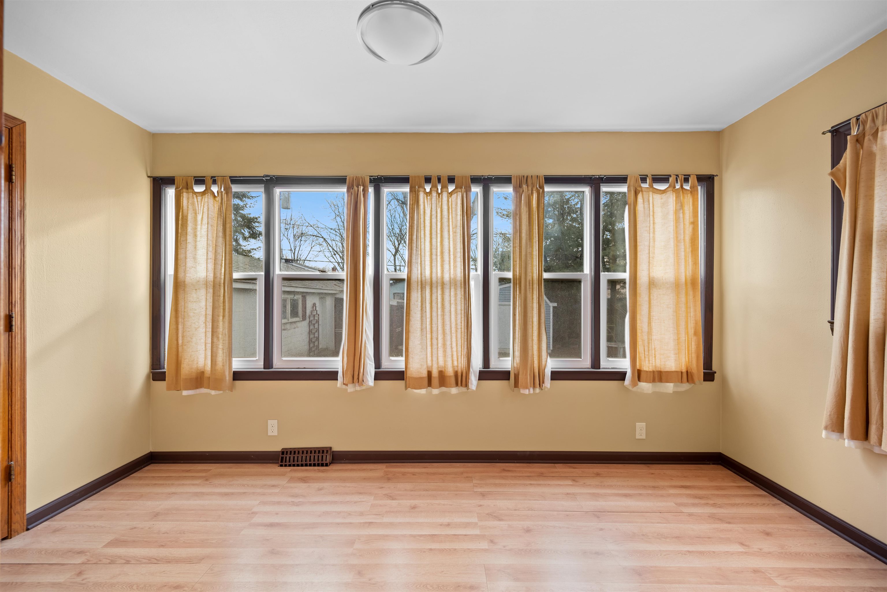 2529 Coolidge Street