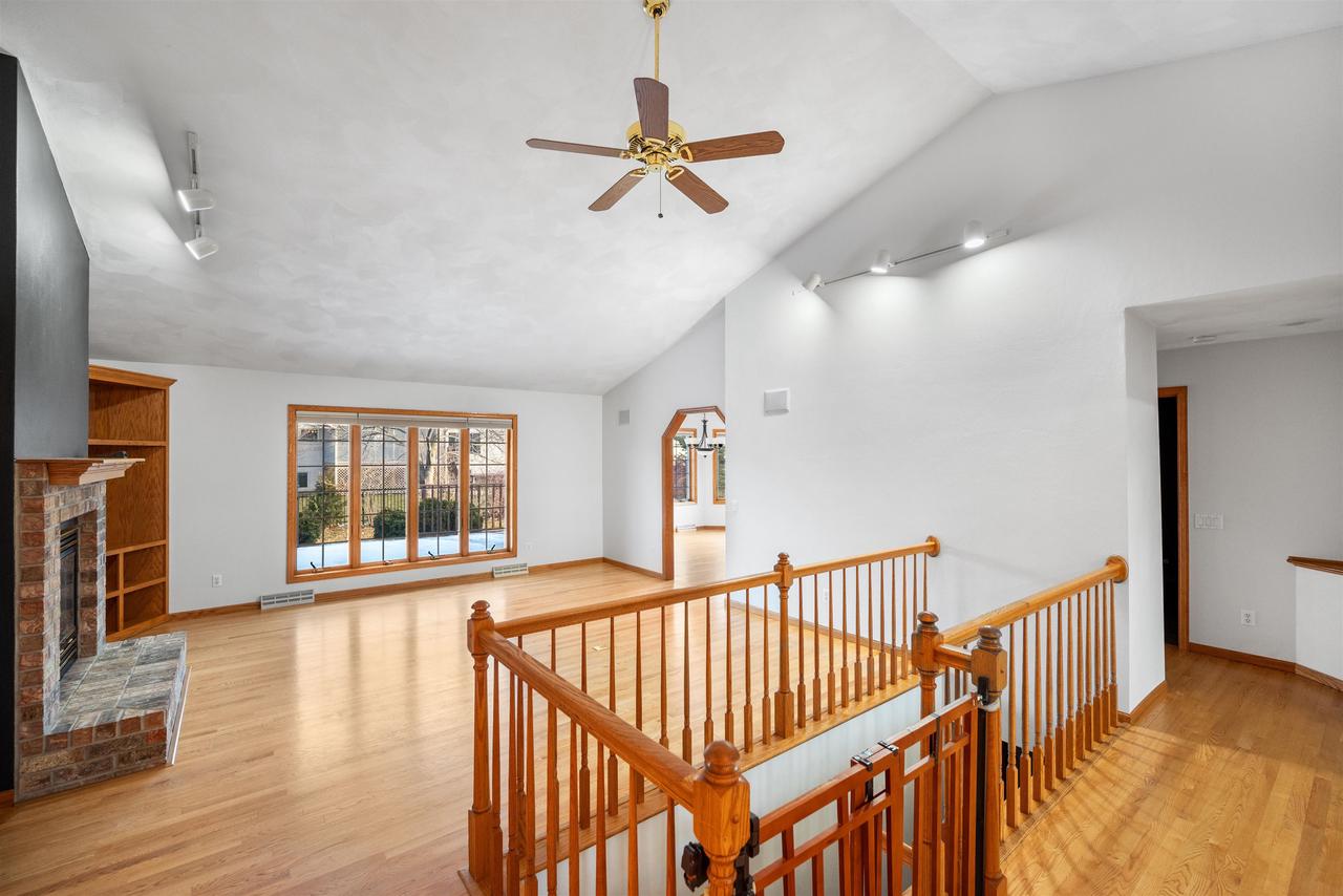 6014 Fairfax Lane