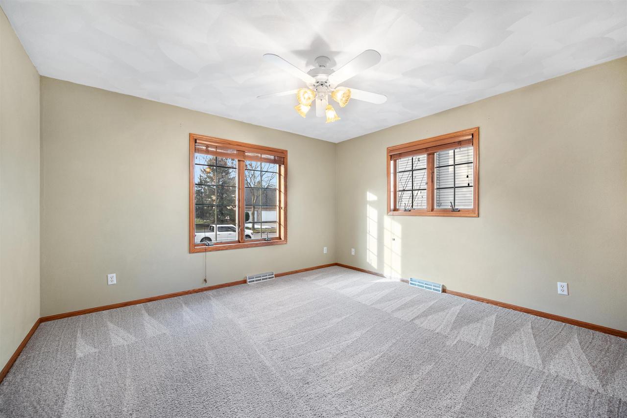 6014 Fairfax Lane