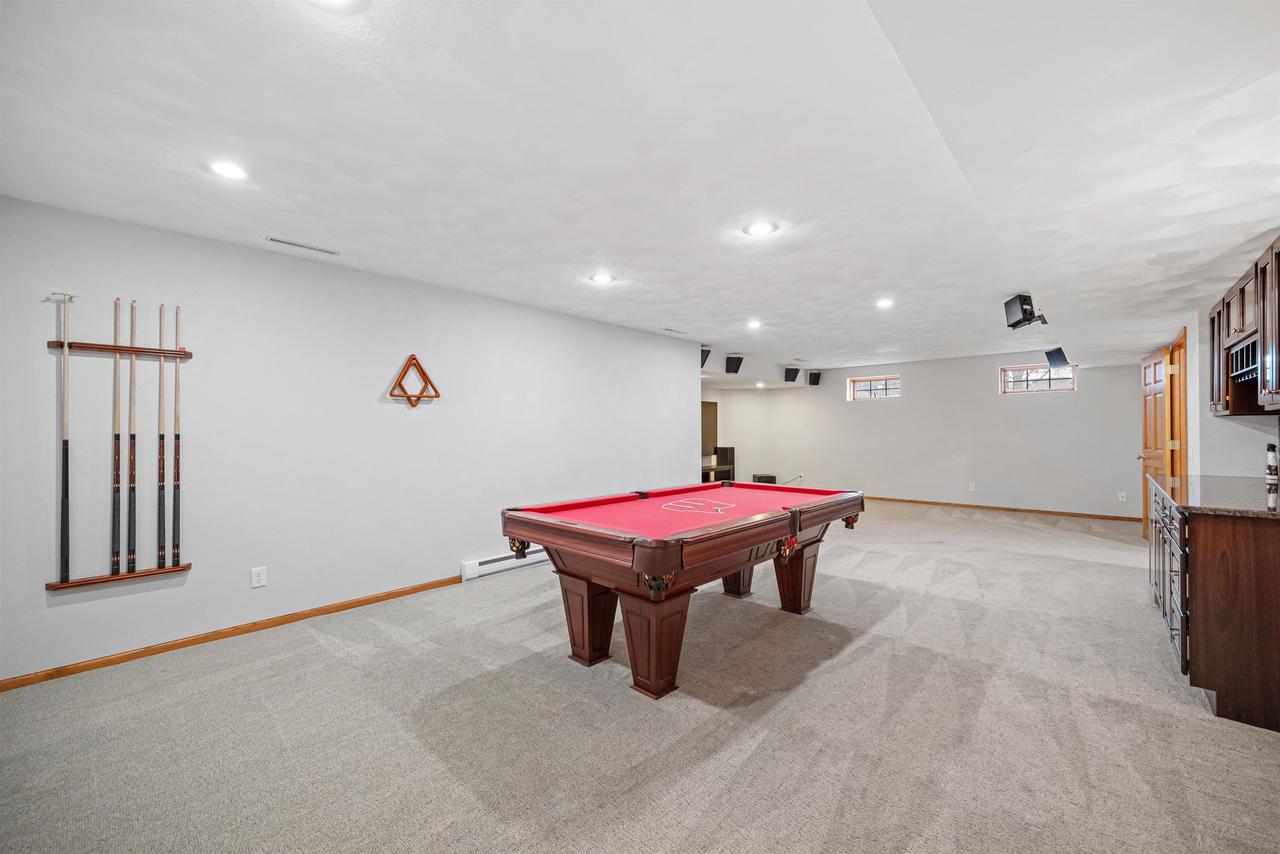 6014 Fairfax Lane