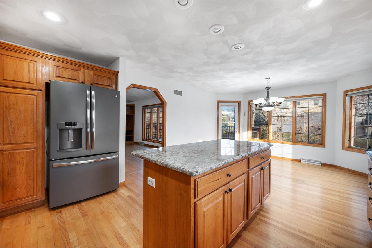 6014 Fairfax Lane