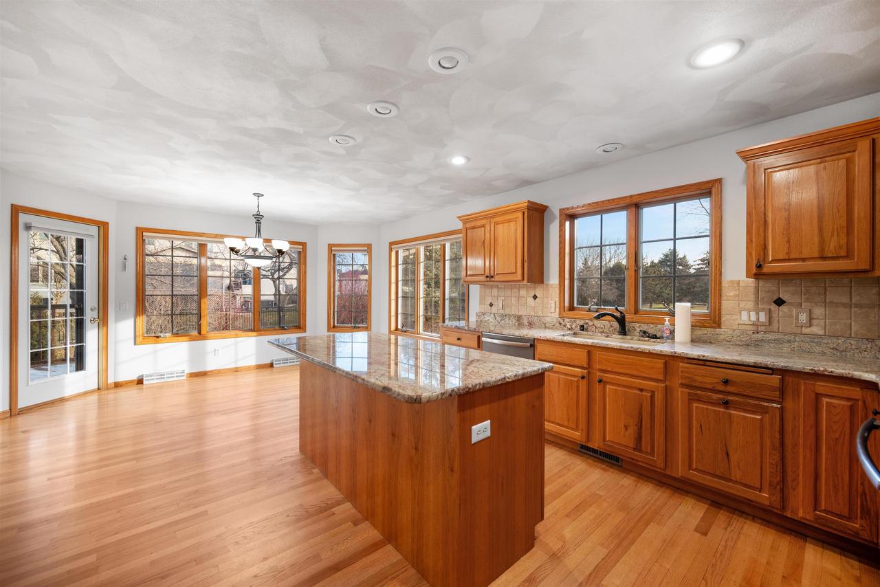 6014 Fairfax Lane