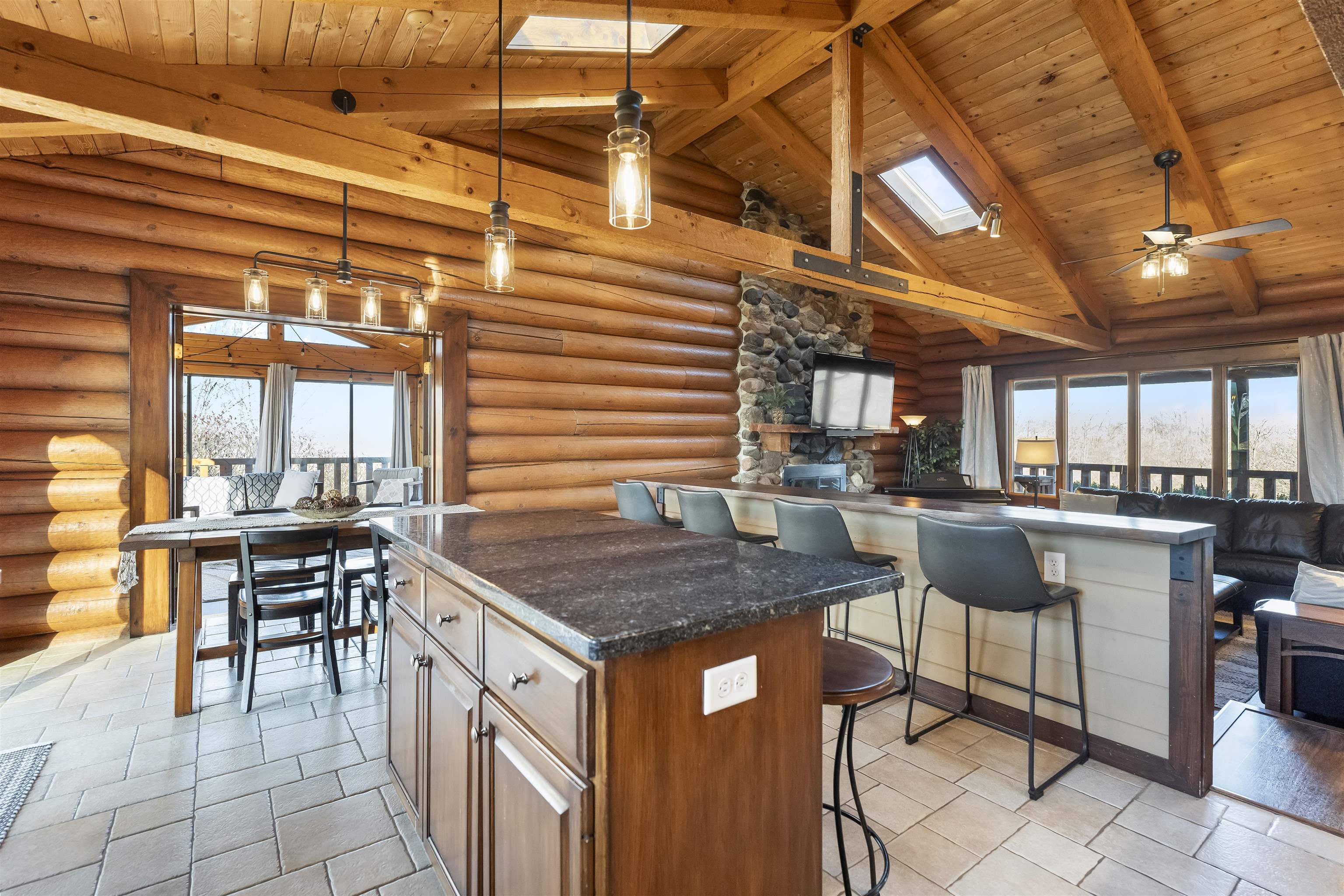 3689 Rutland Dunn Town Line Road