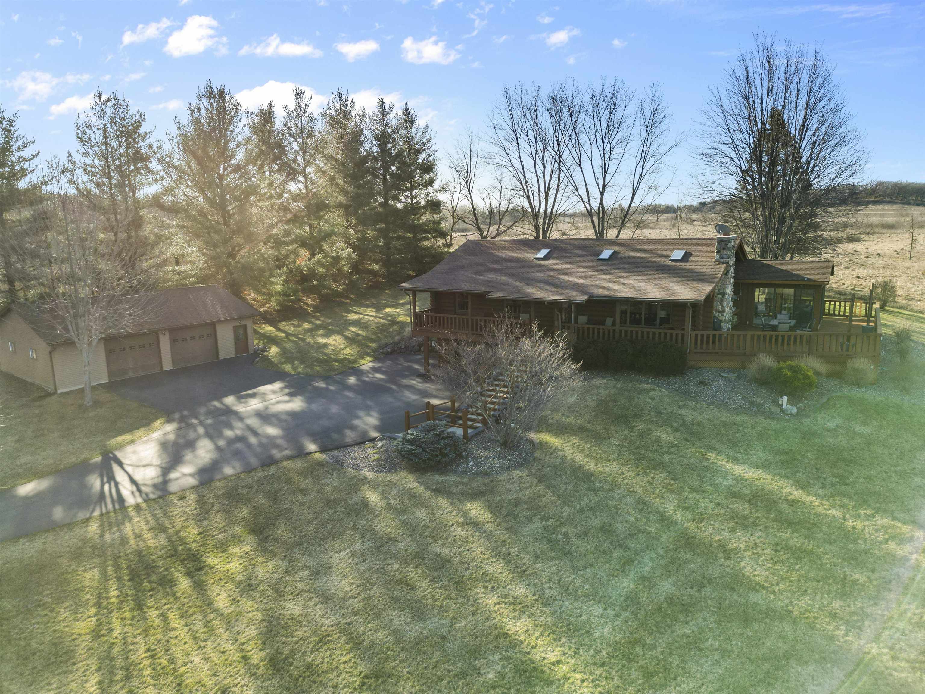 3689 Rutland Dunn Town Line Road