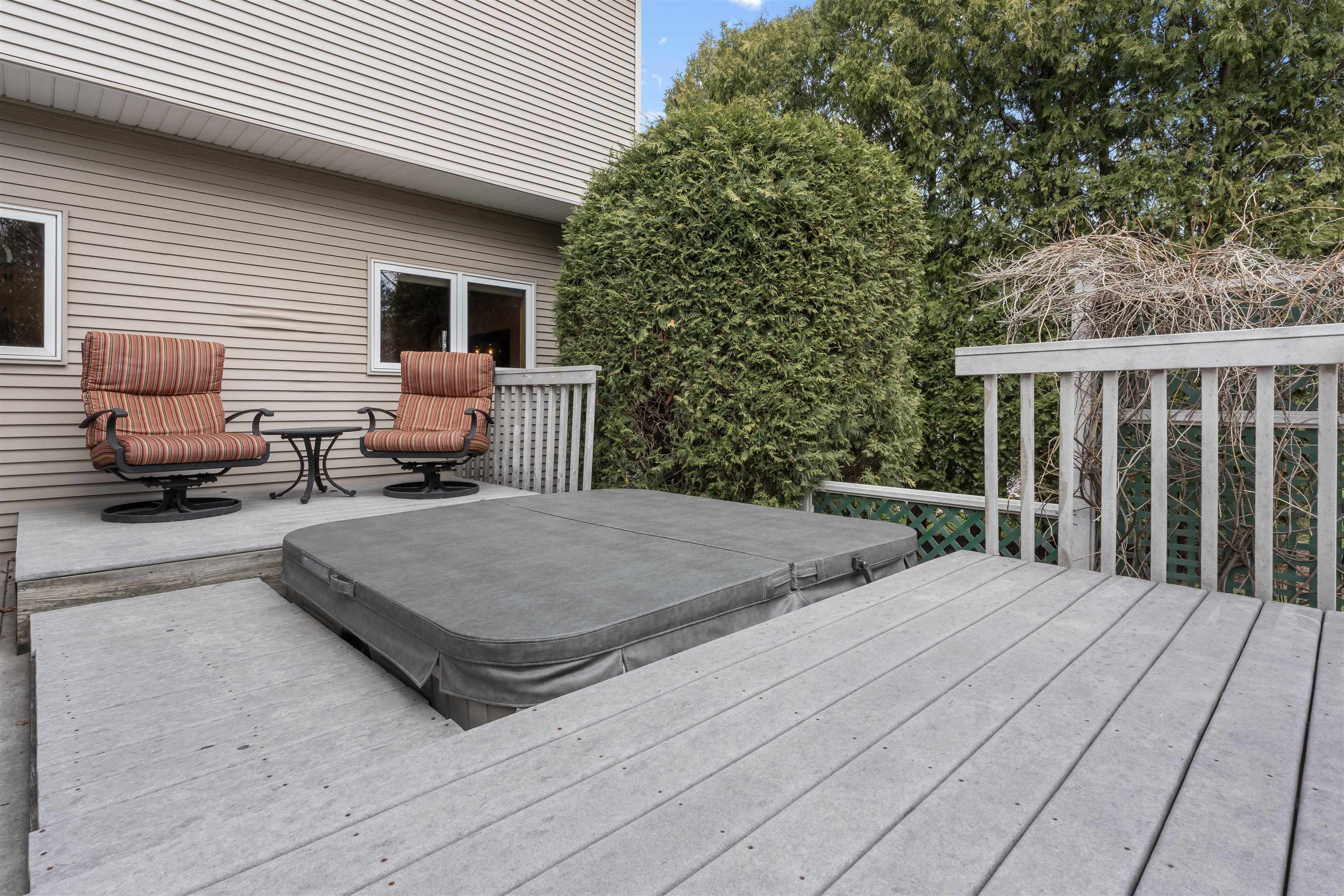 6709 Lannon Stone Circle