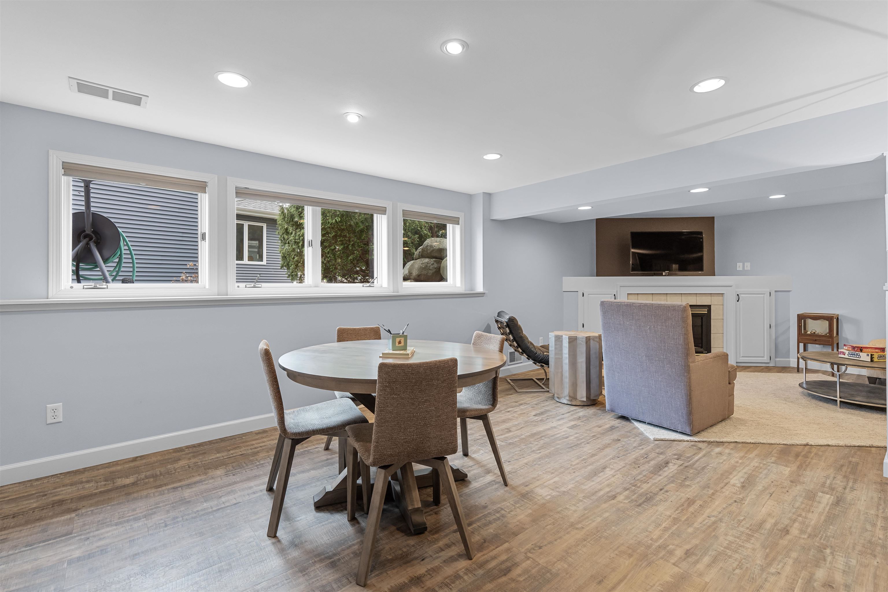 6709 Lannon Stone Circle