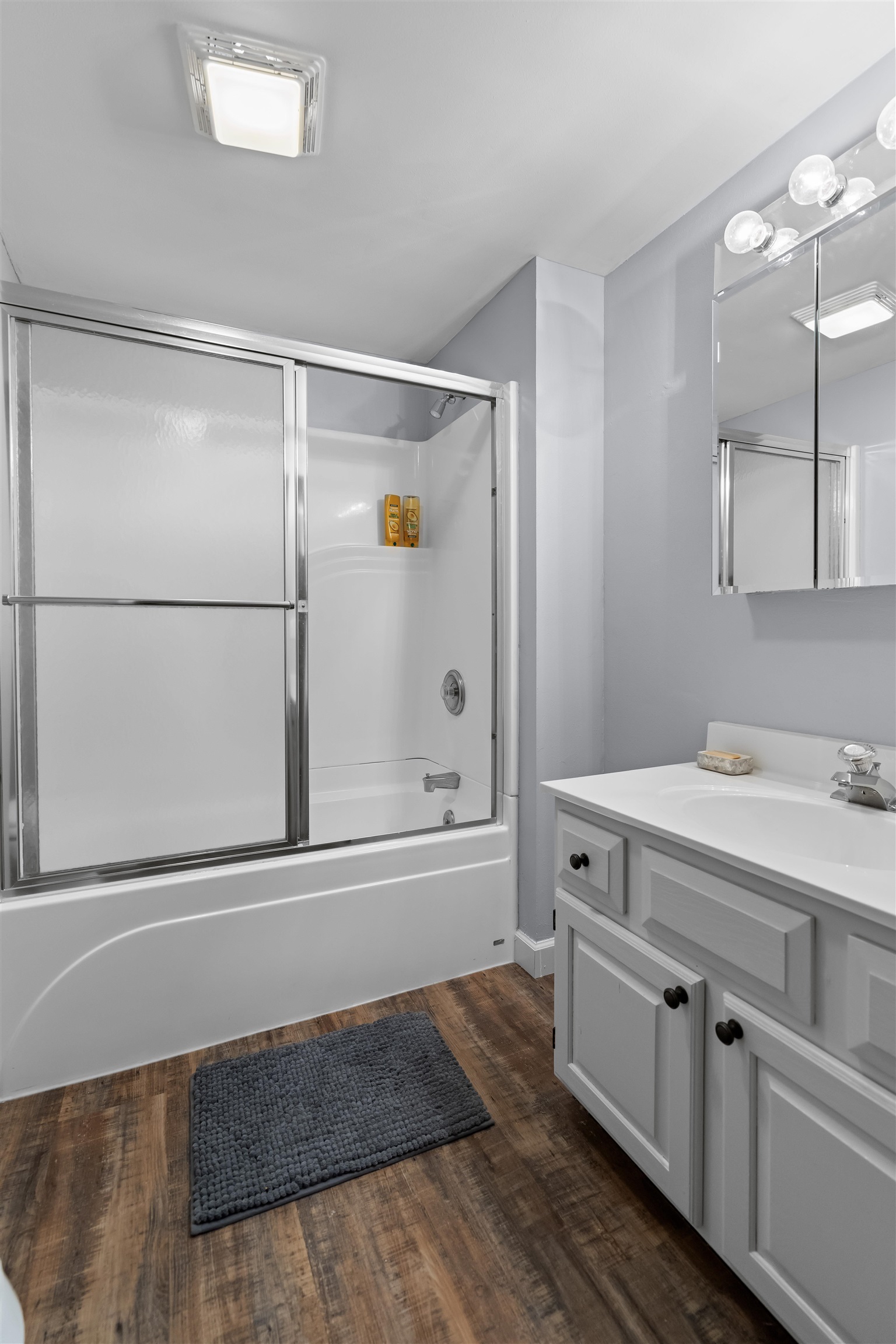 6709 Lannon Stone Circle