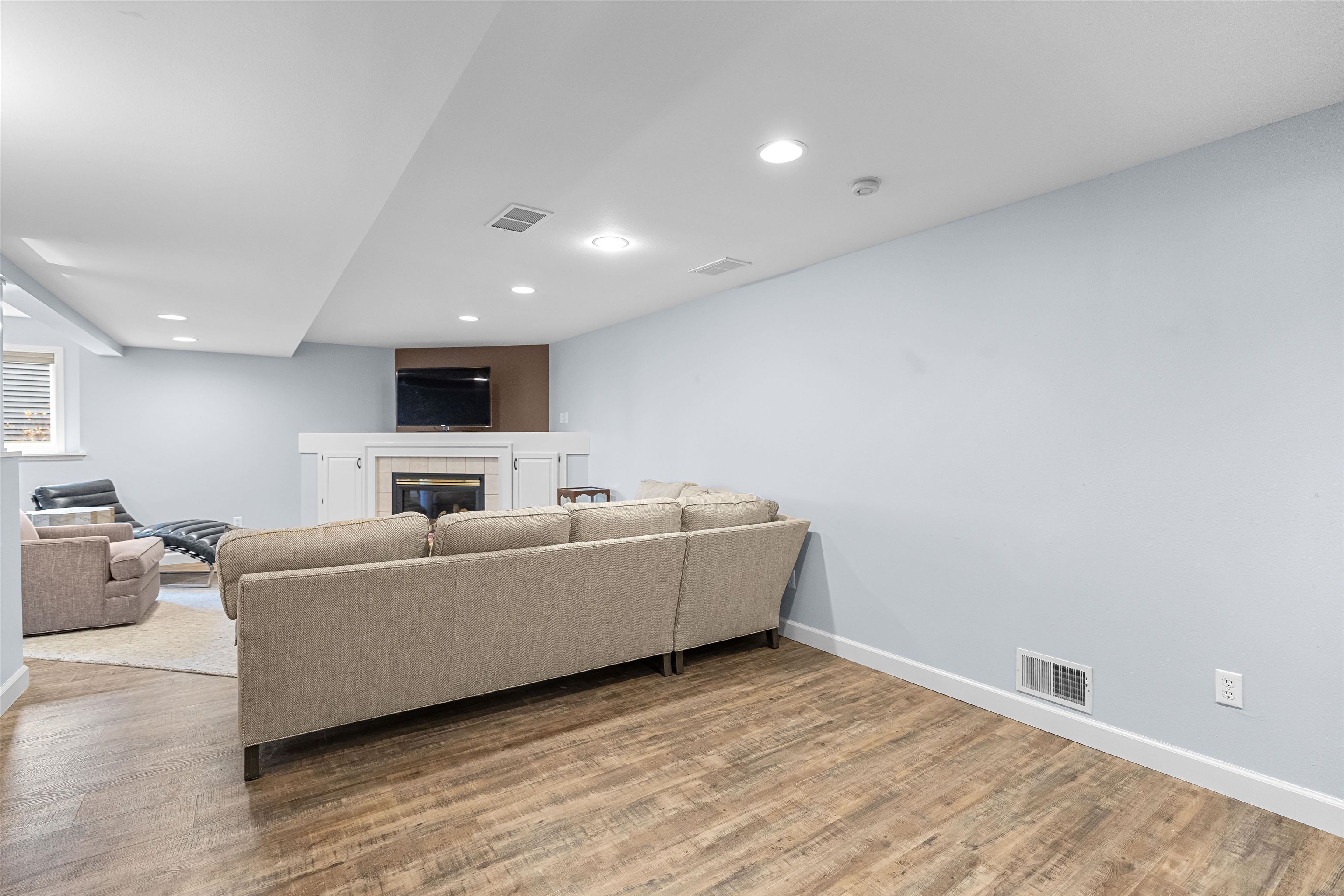 6709 Lannon Stone Circle