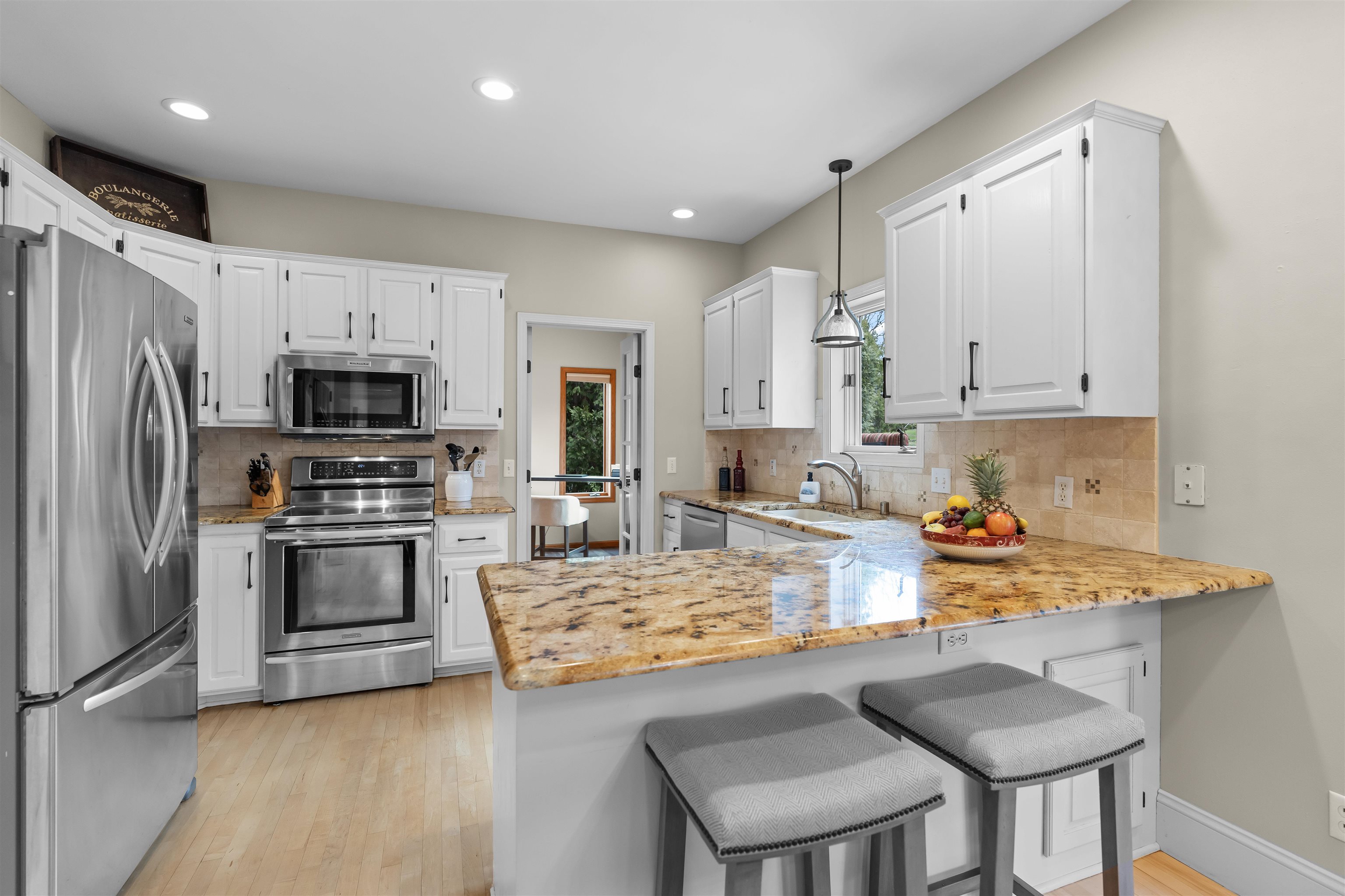 6709 Lannon Stone Circle