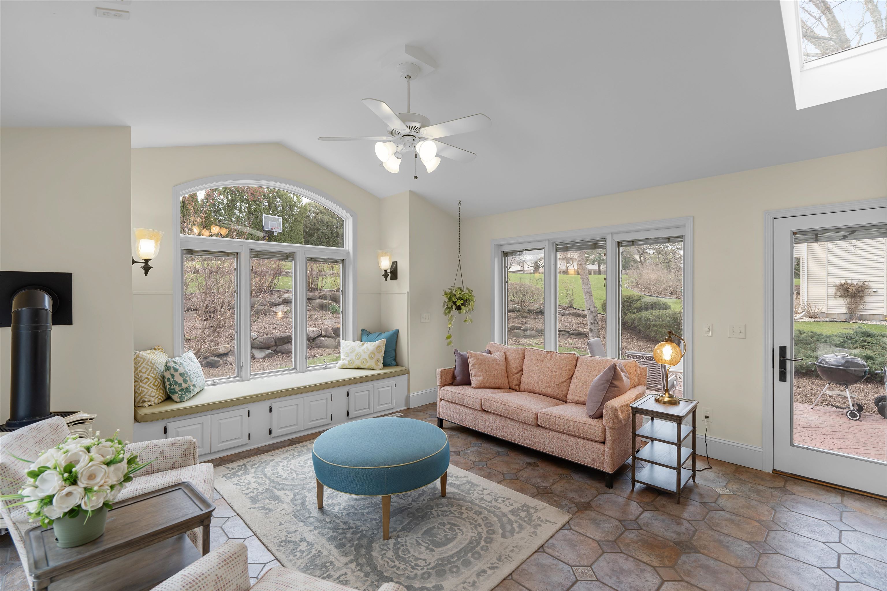 6709 Lannon Stone Circle