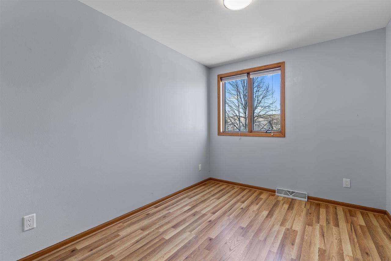 7525 Polar Bear Trail