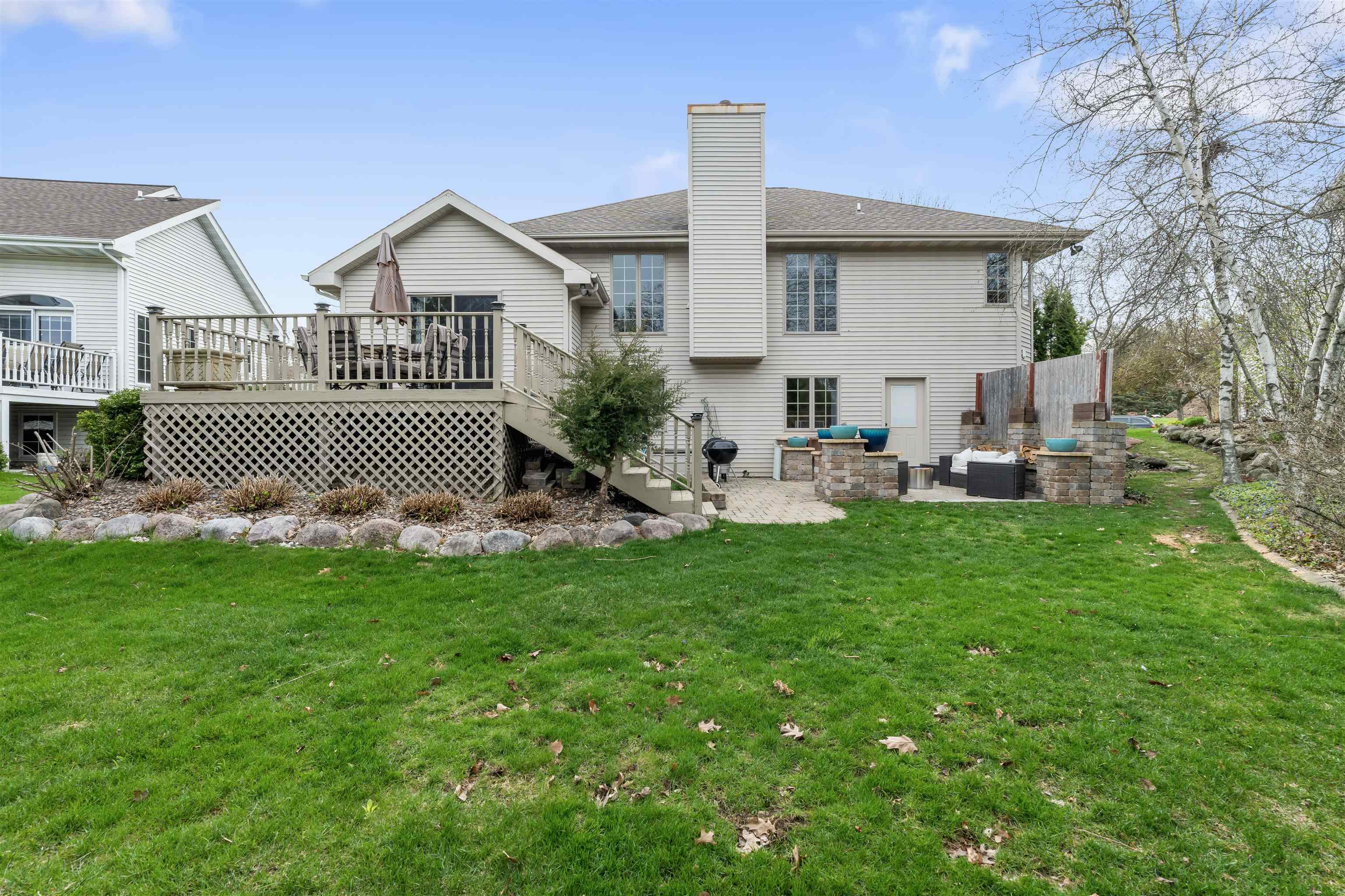 1264 Mockingbird Lane