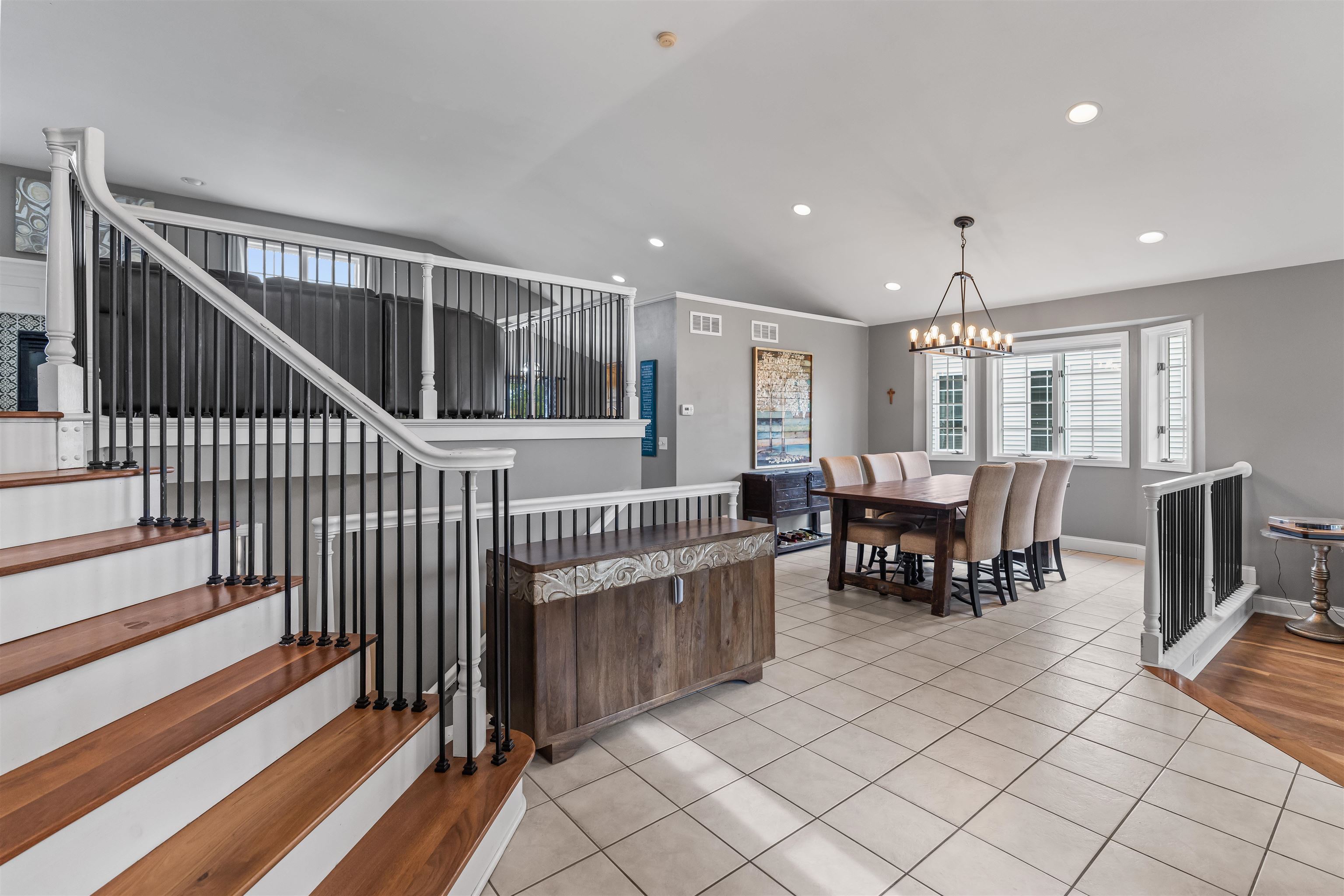 1264 Mockingbird Lane