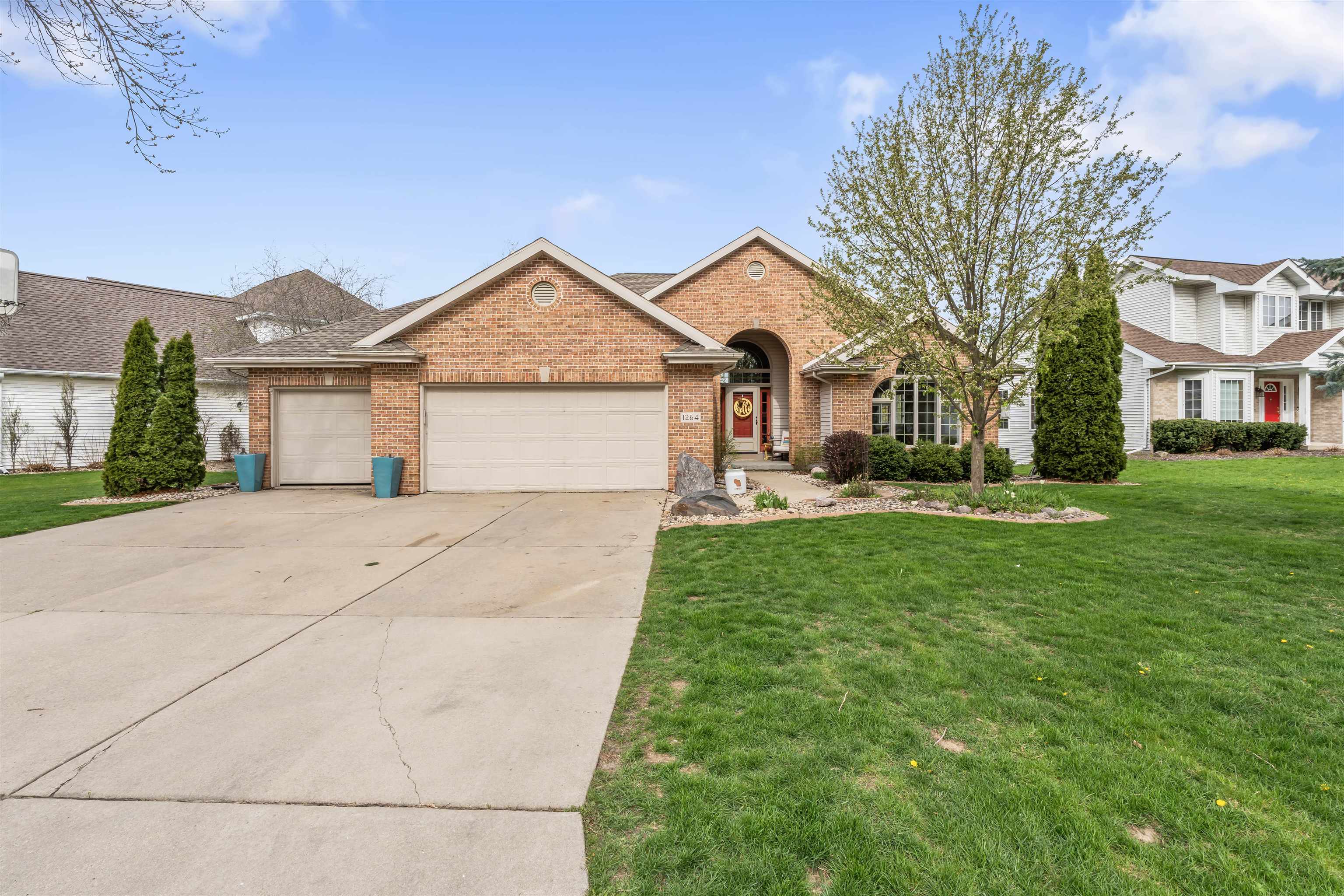 1264 Mockingbird Lane