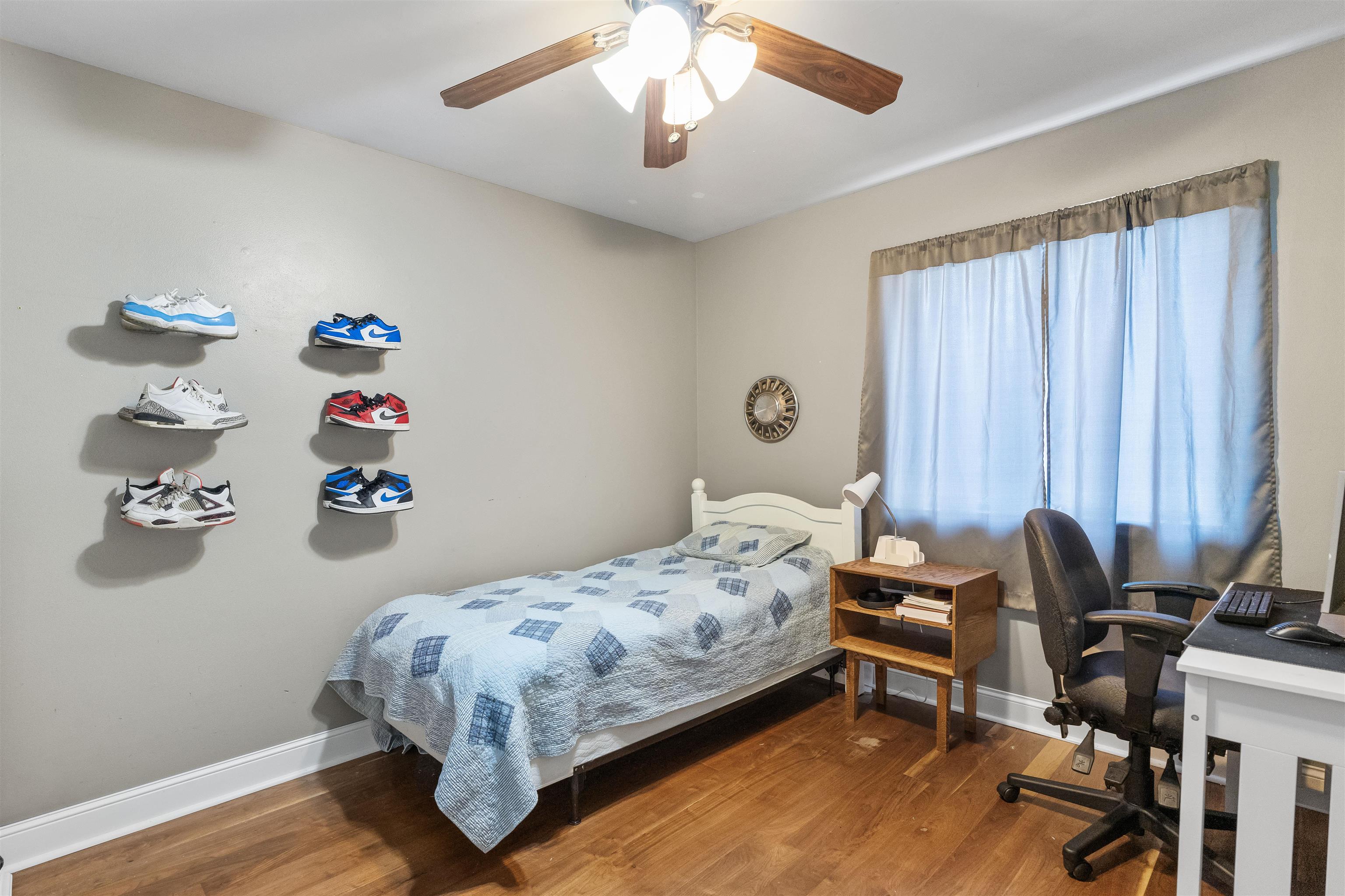 1264 Mockingbird Lane