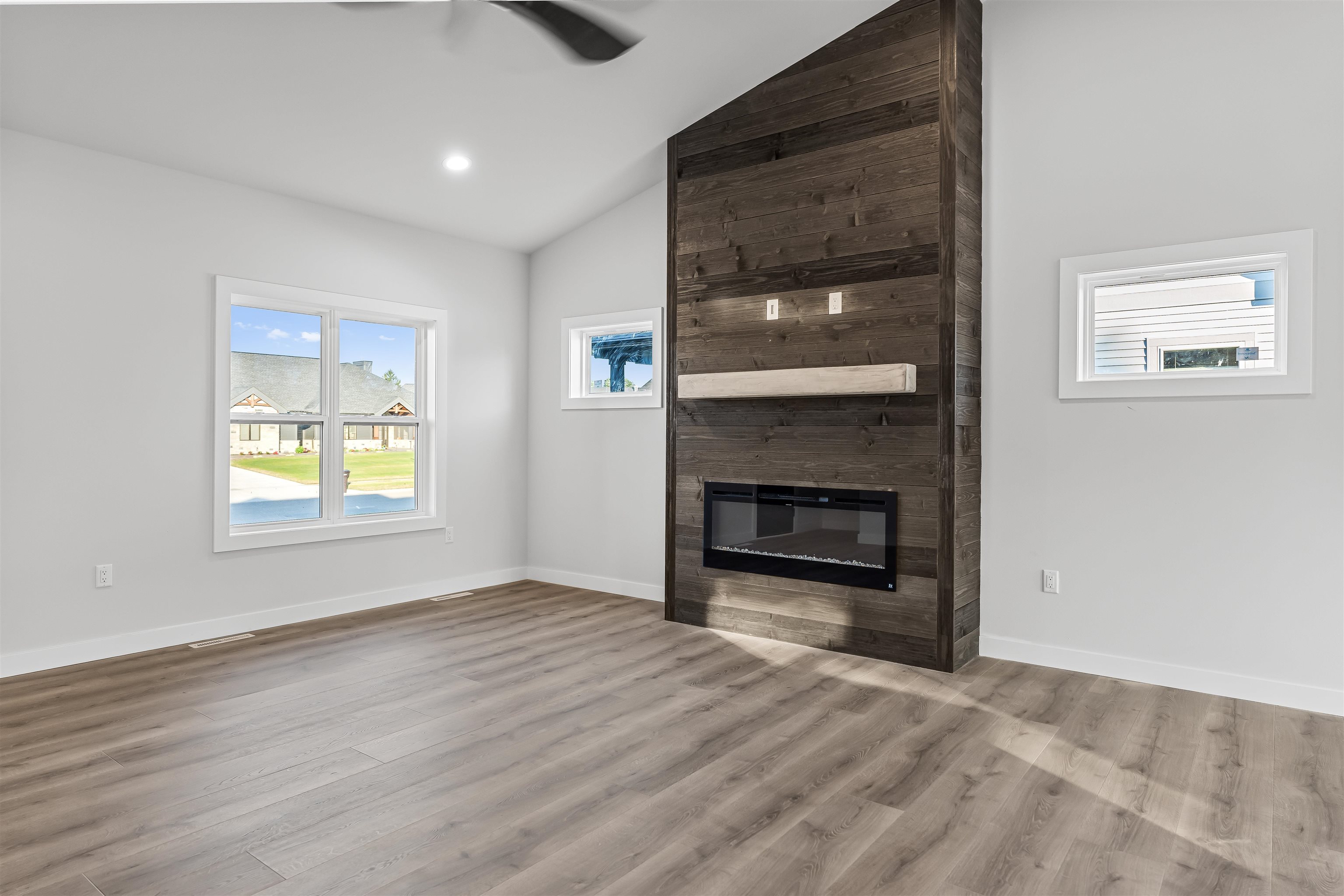 1912 Grieg Drive