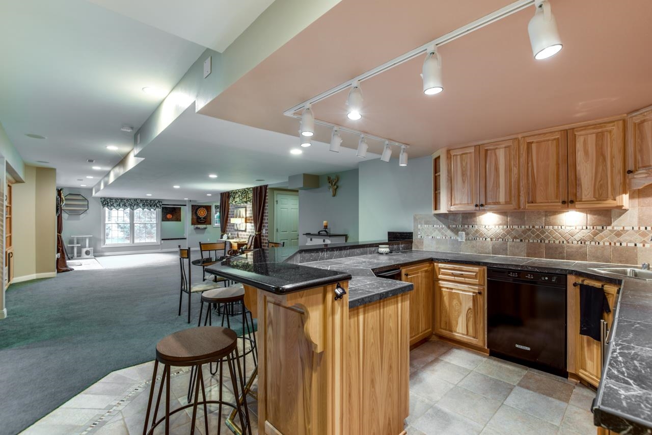 3310 Saracen Way