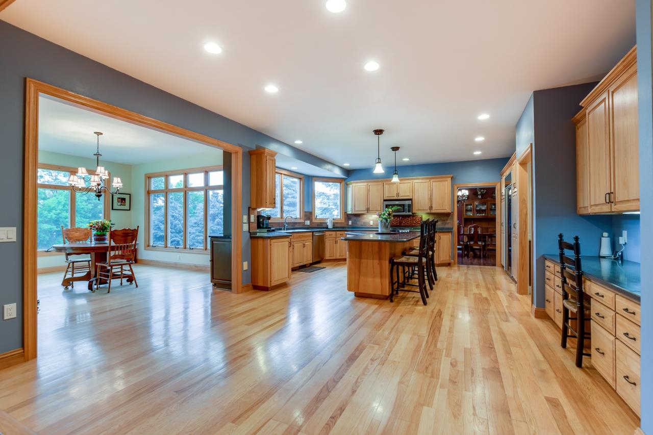 3310 Saracen Way