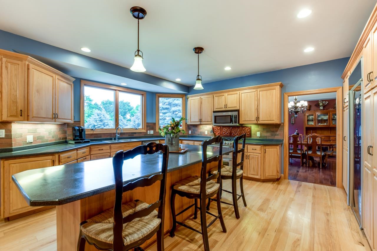 3310 Saracen Way
