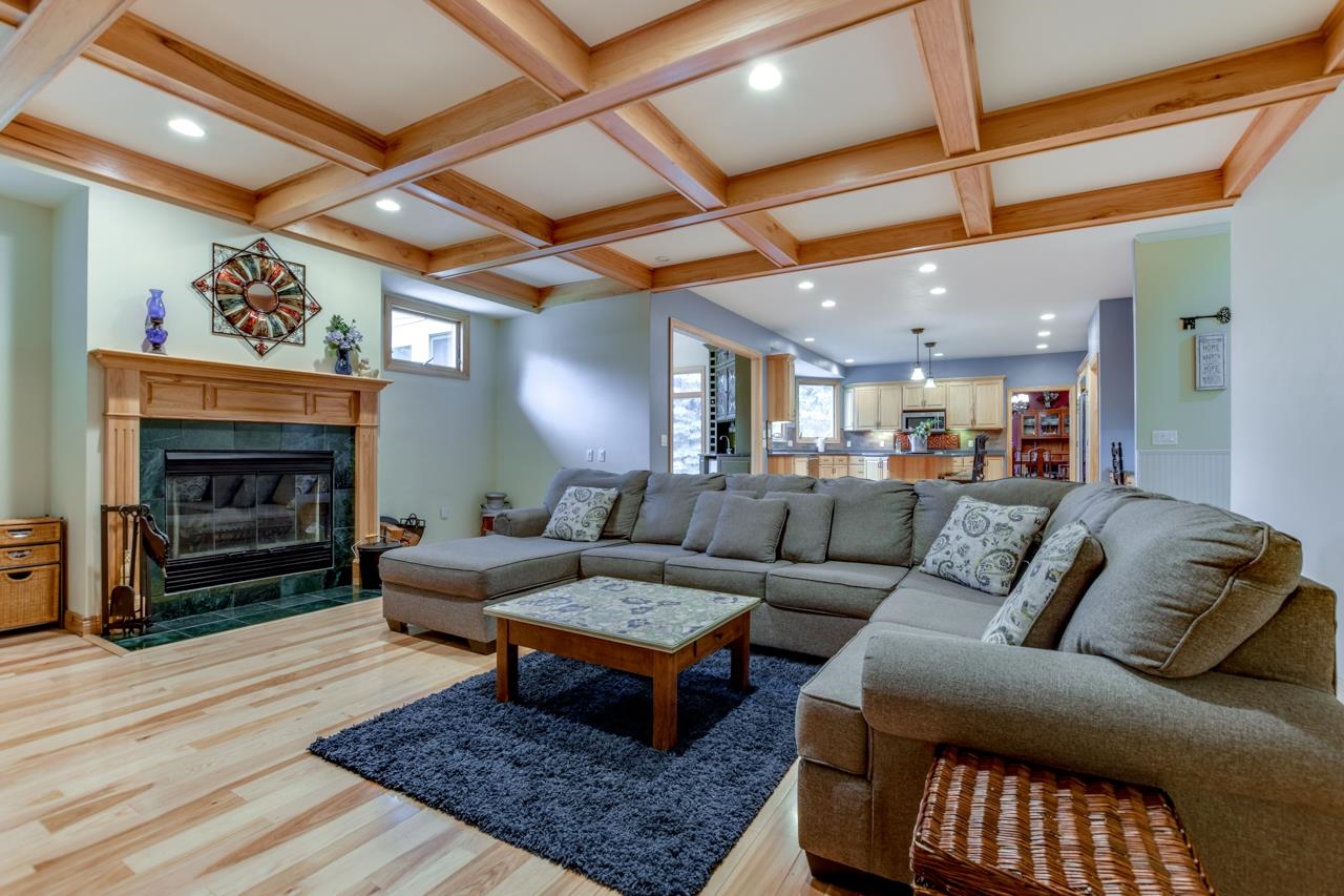 3310 Saracen Way