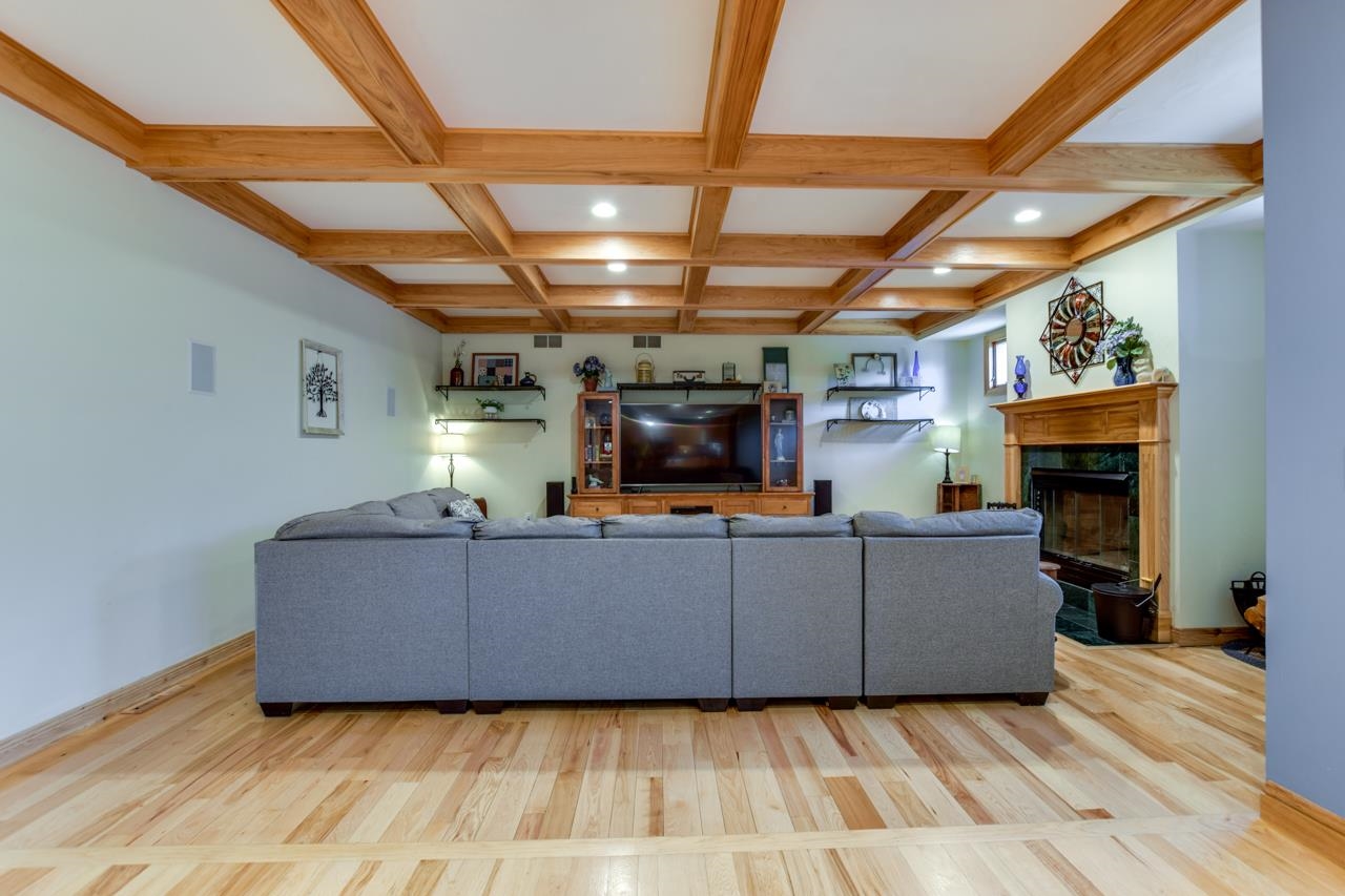 3310 Saracen Way