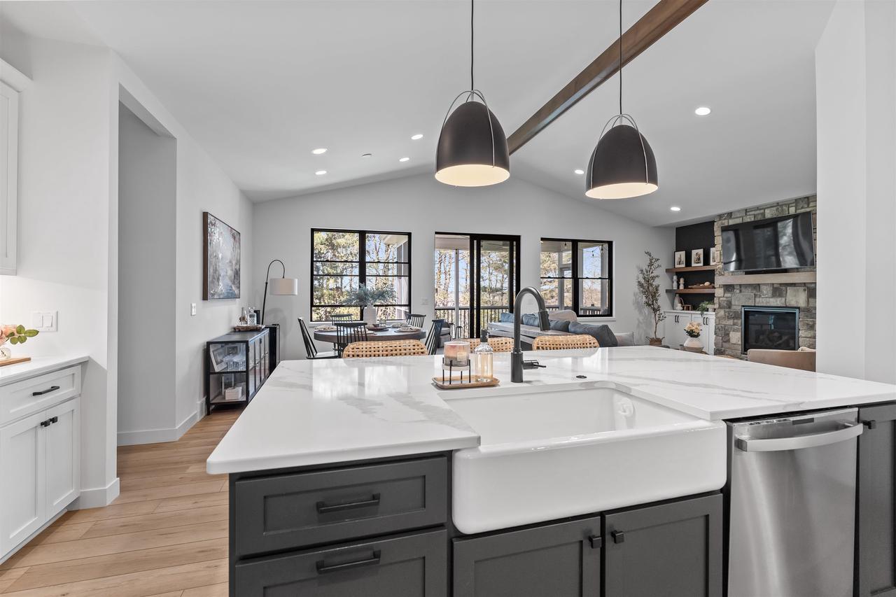 9632 Tawny Acorn Drive