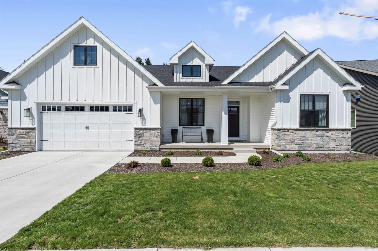 9632 Tawny Acorn Drive