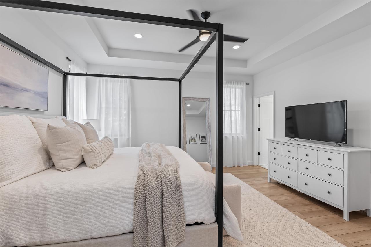 9632 Tawny Acorn Drive