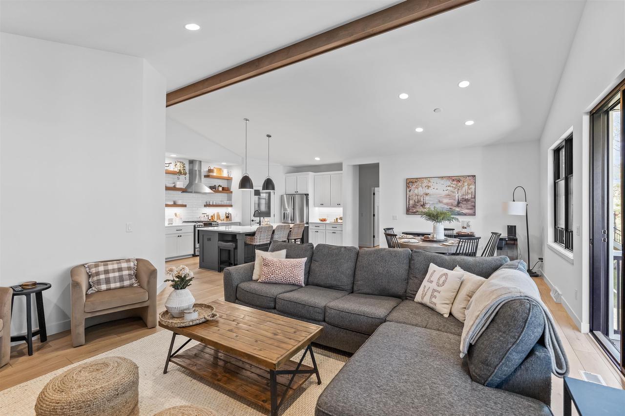9632 Tawny Acorn Drive