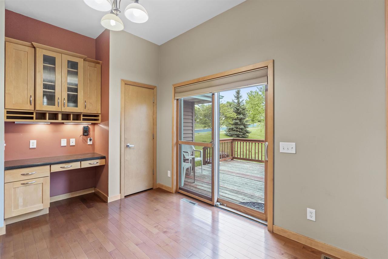 412 North Ridge Drive