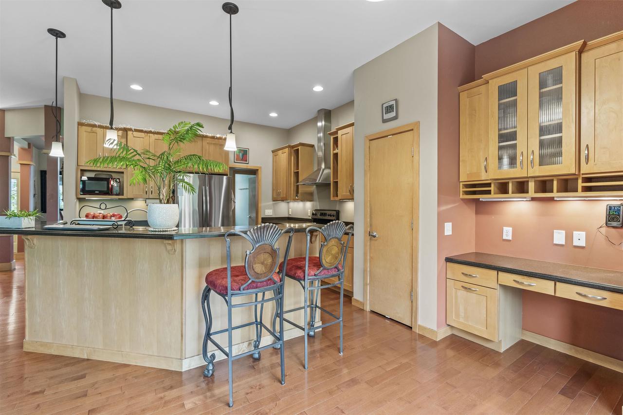 412 North Ridge Drive