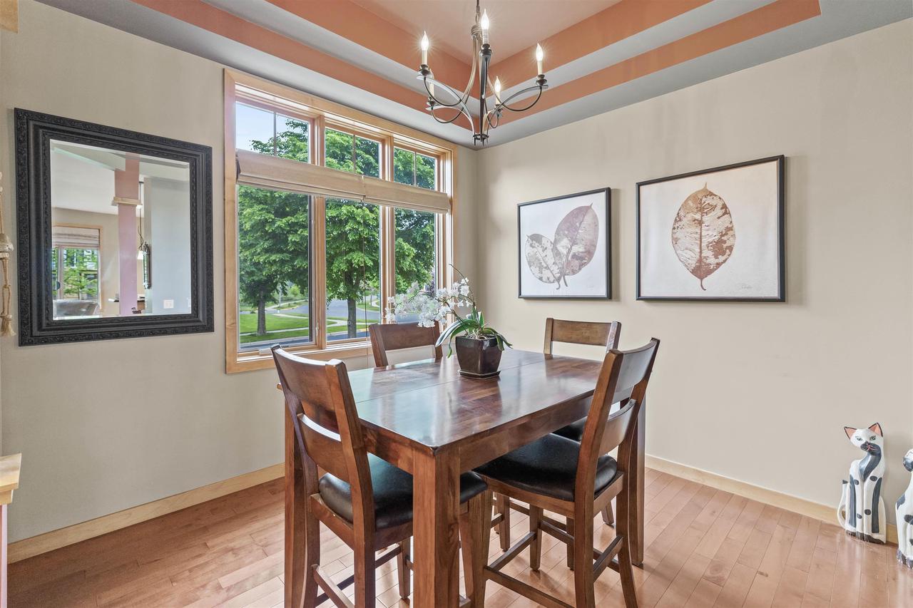 412 North Ridge Drive